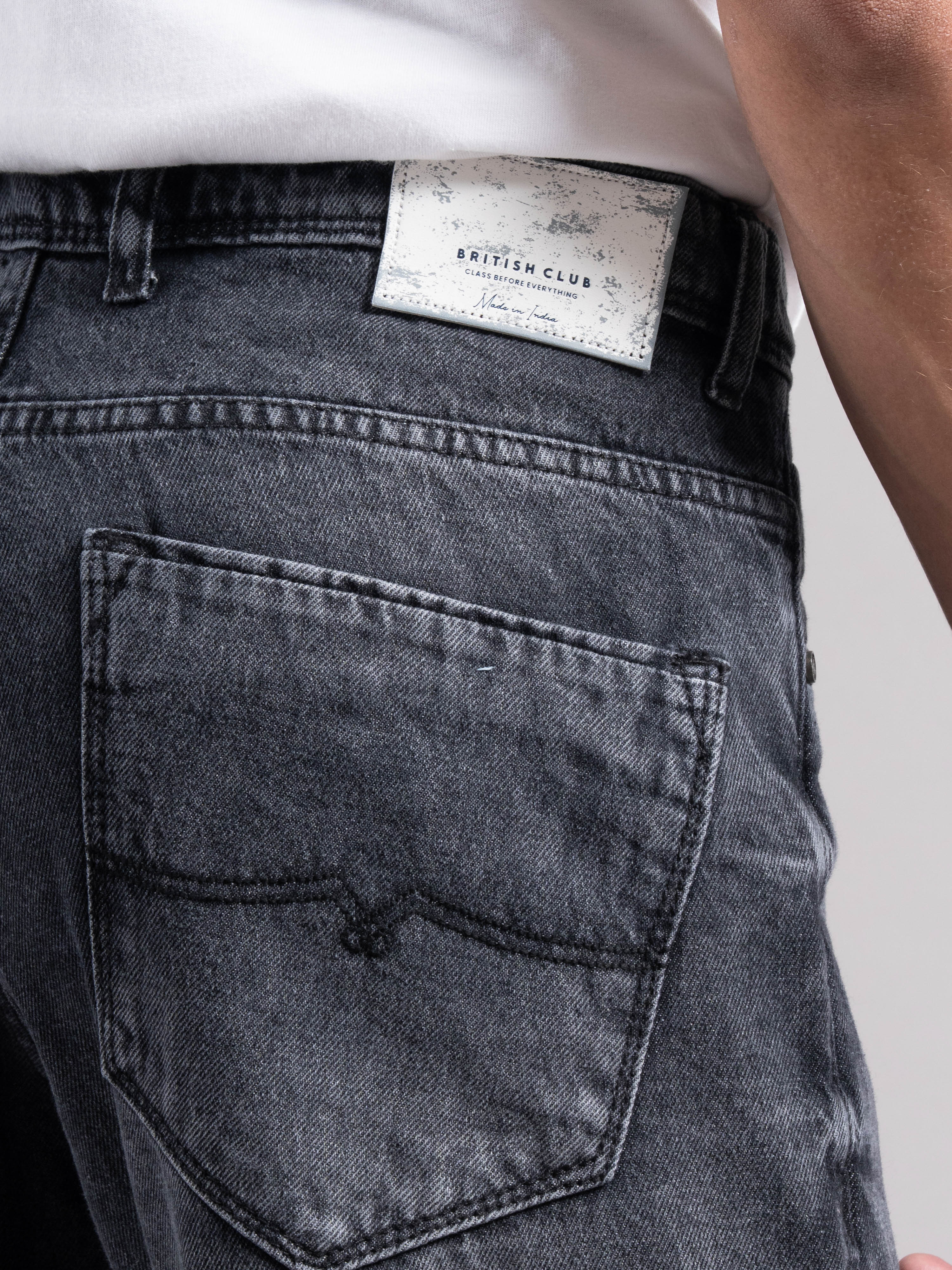 Men Grey Regular Fit Jeans