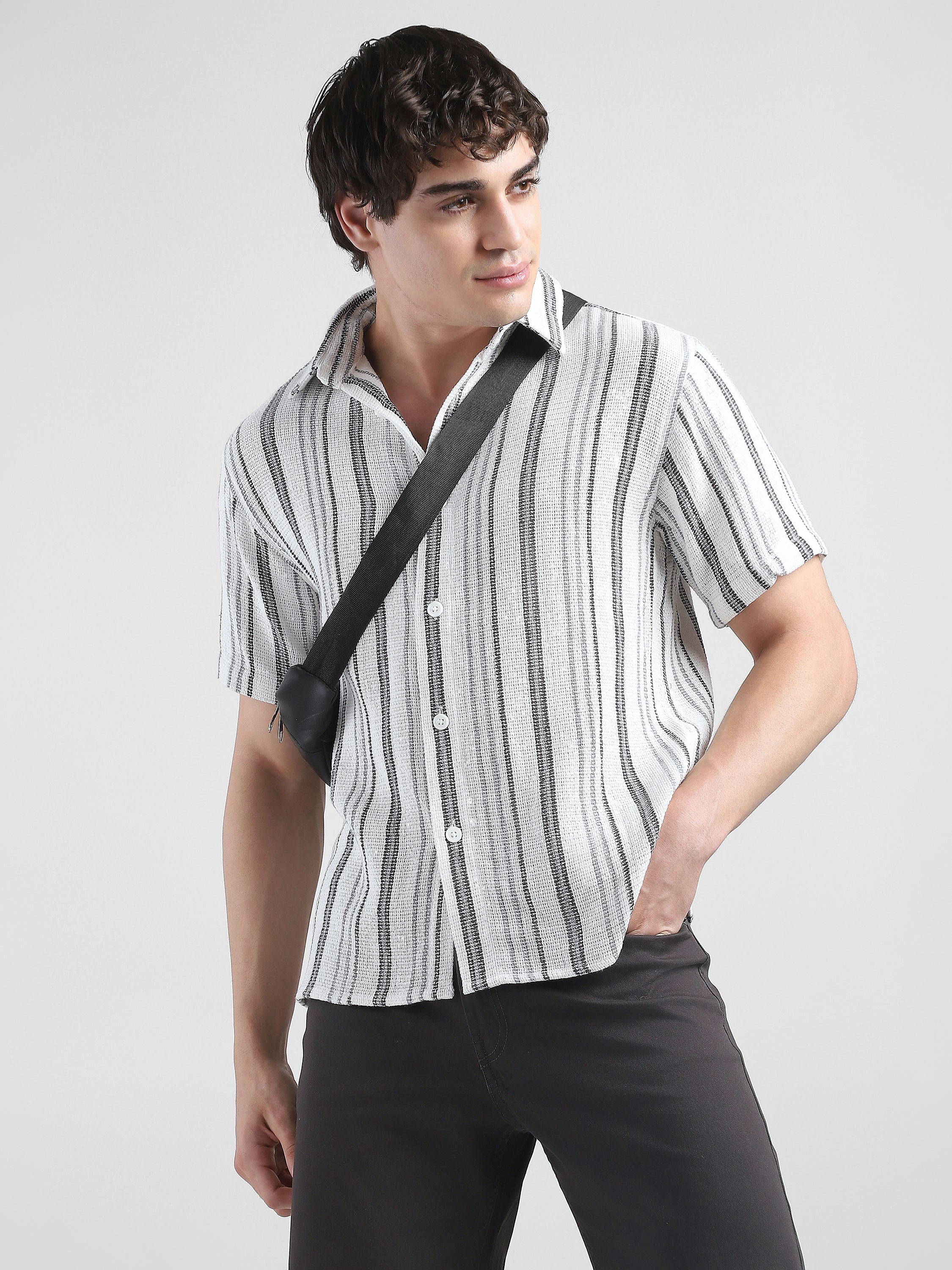 Men White Regular Fit Shirts