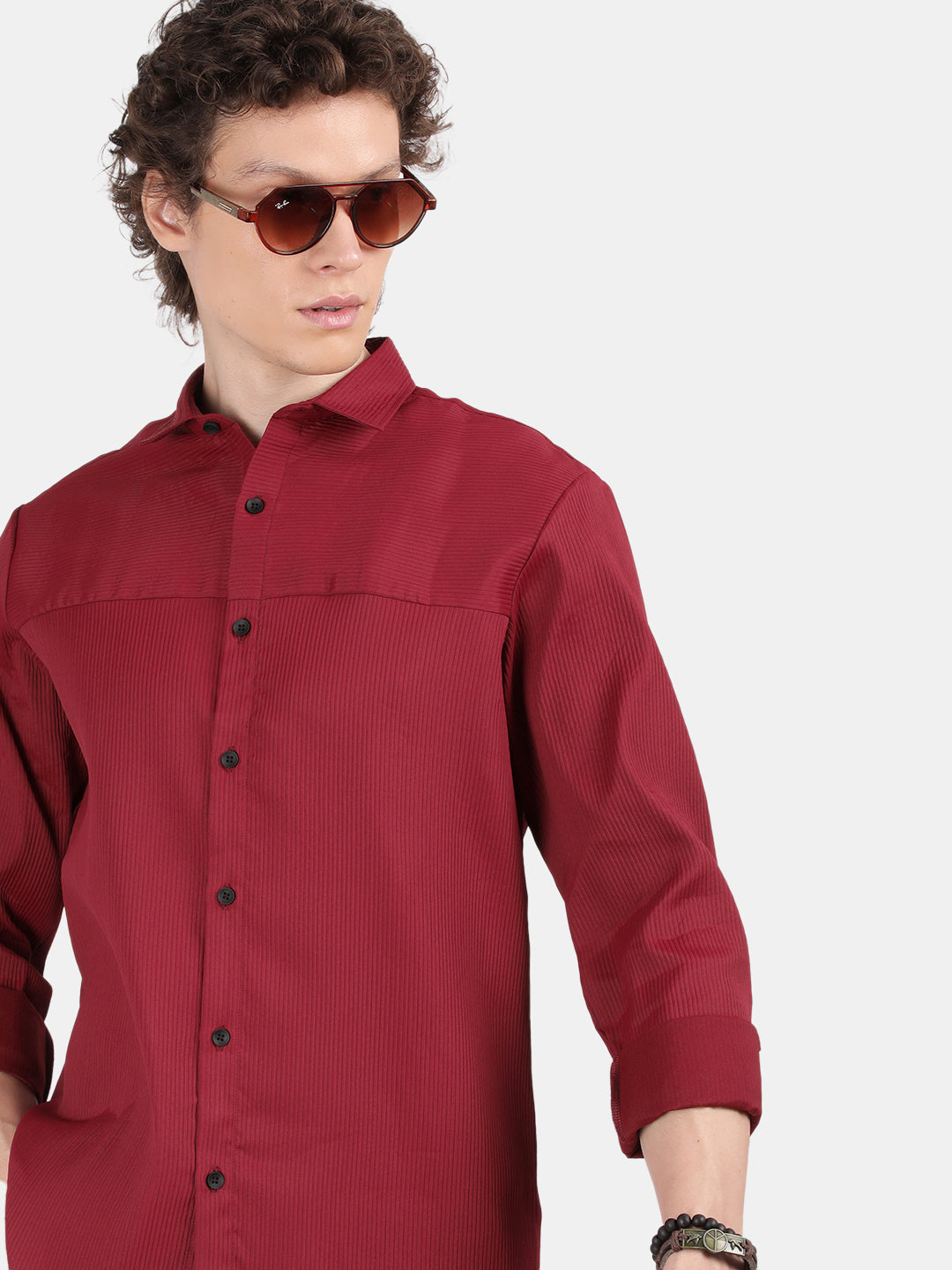 Men Maroon Slim Fit Spread Collar Full Sleeve Casual Shirt