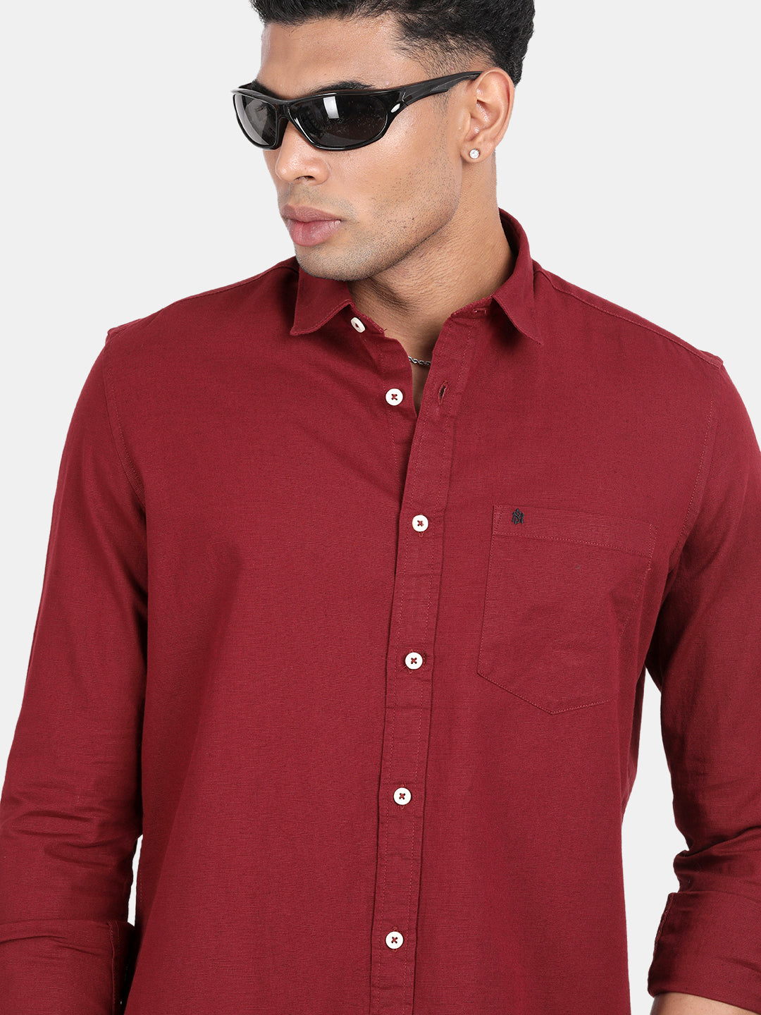 Men Maroon Slim Fit Spread Collar Full Sleeve Casual Shirt