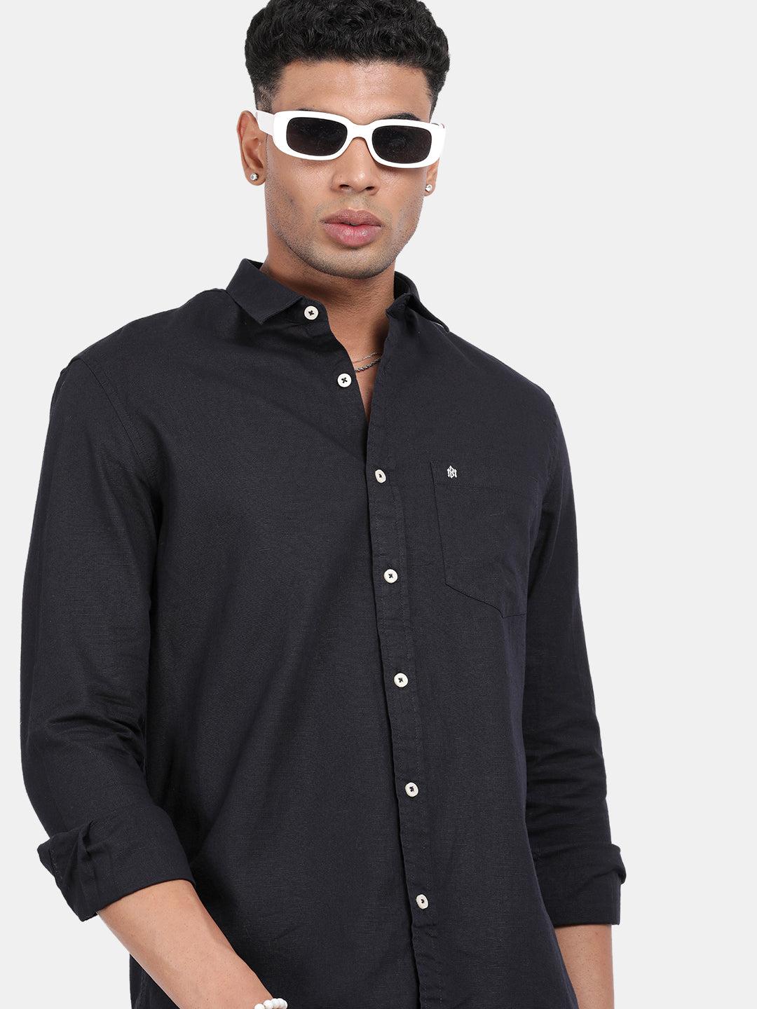 Men Navy Slim Fit Spread Collar Full Sleeve Casual Shirt