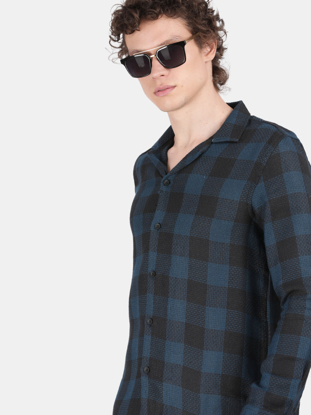 Men Green Slim Fit Lapel Collar Full Sleeve Casual Shirt