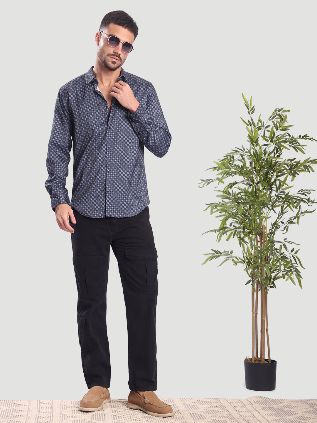 Men Grey Abrstact Print Casual Shirt