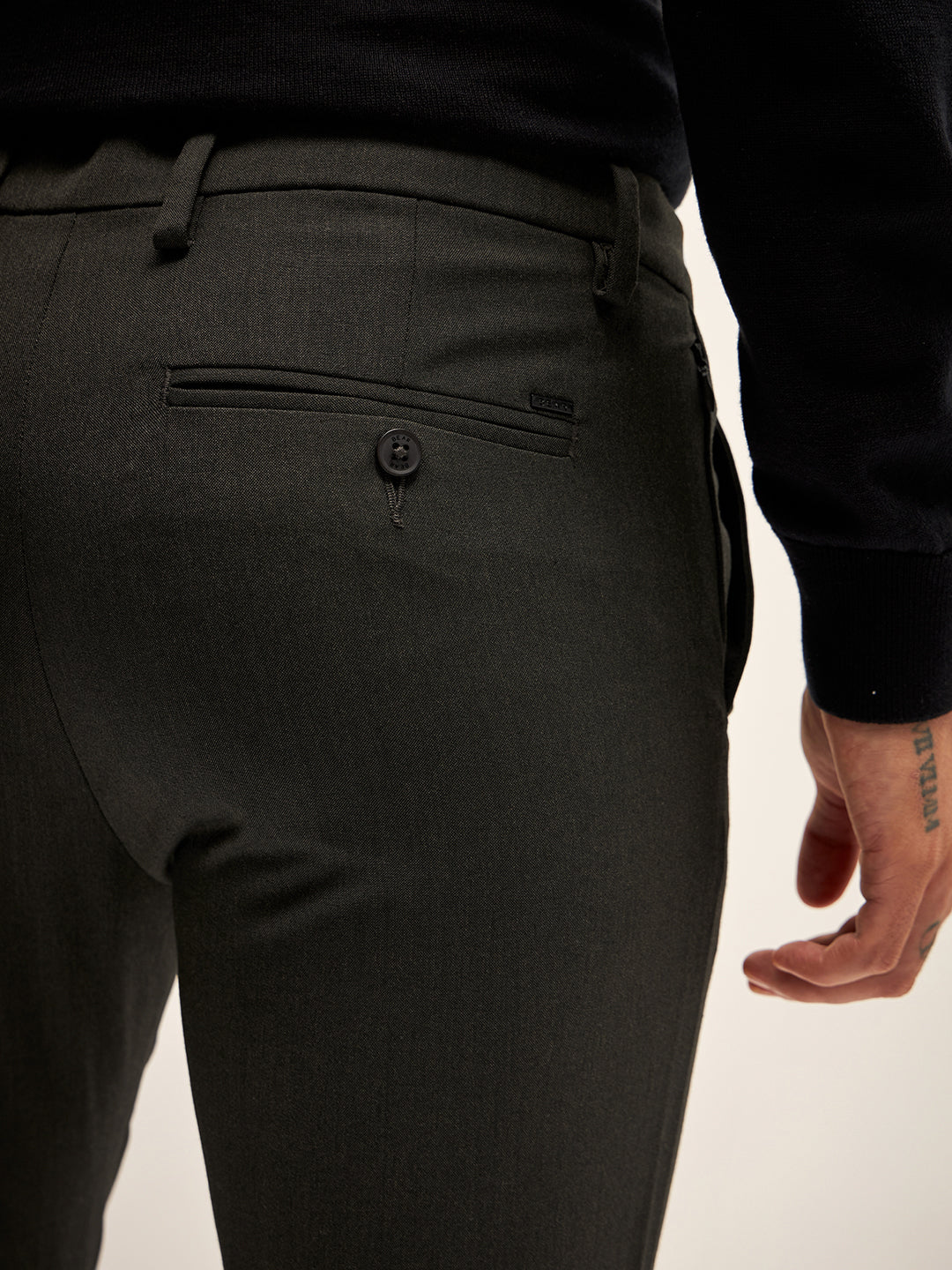 Men Olive Solid 4 Way Stretch Formal Trouser