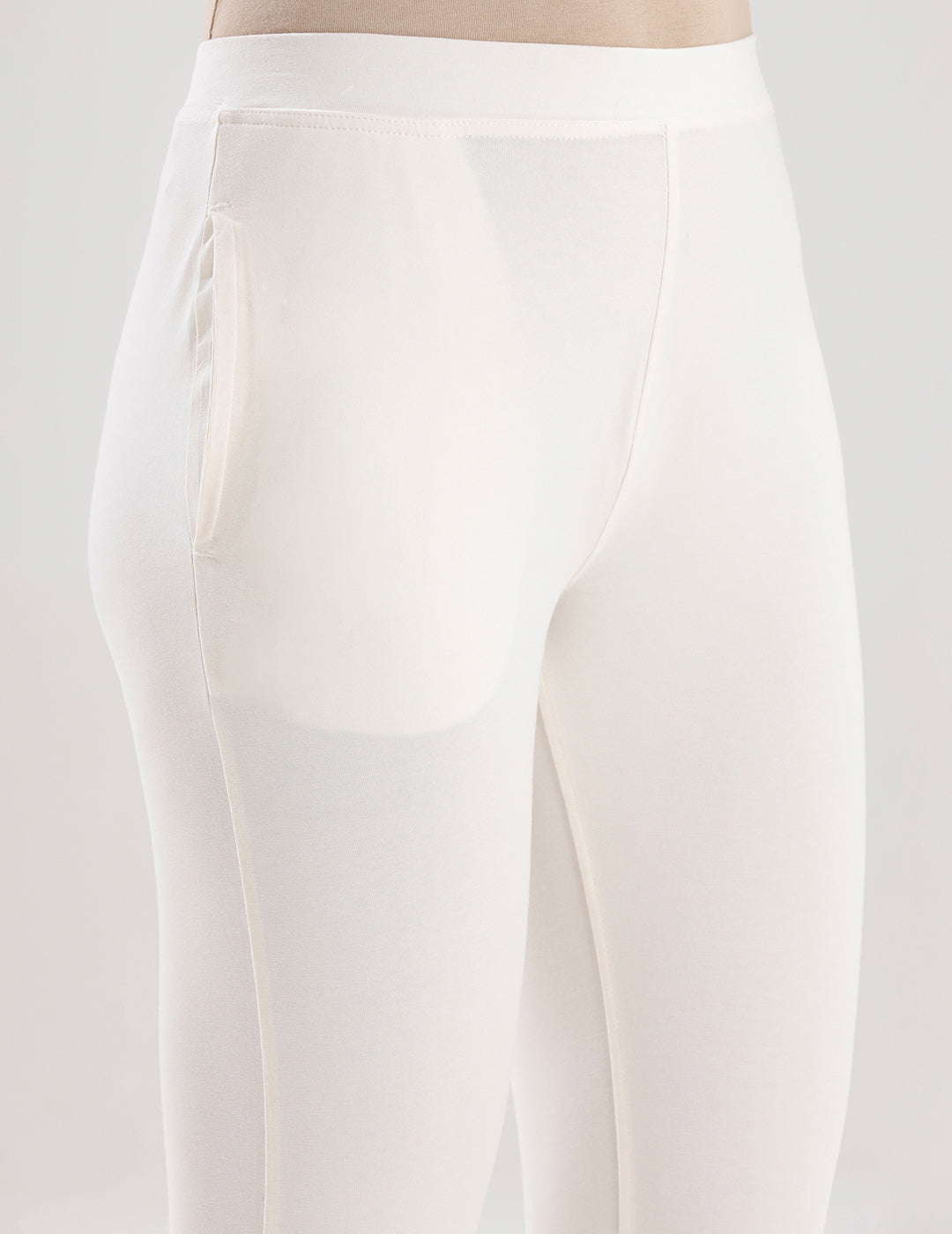 Women Off White Casual Pants