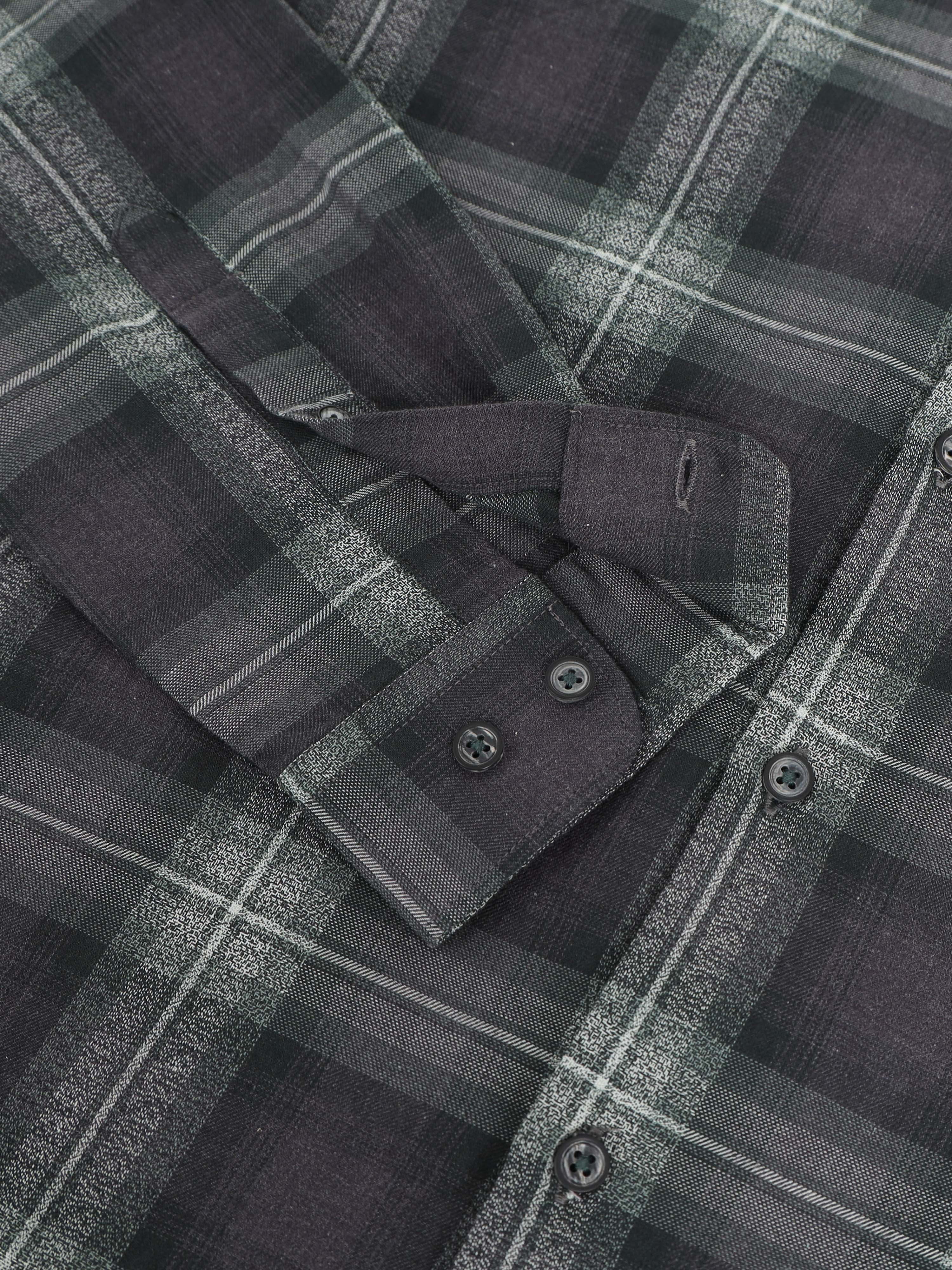 Men Green Checked Shirt