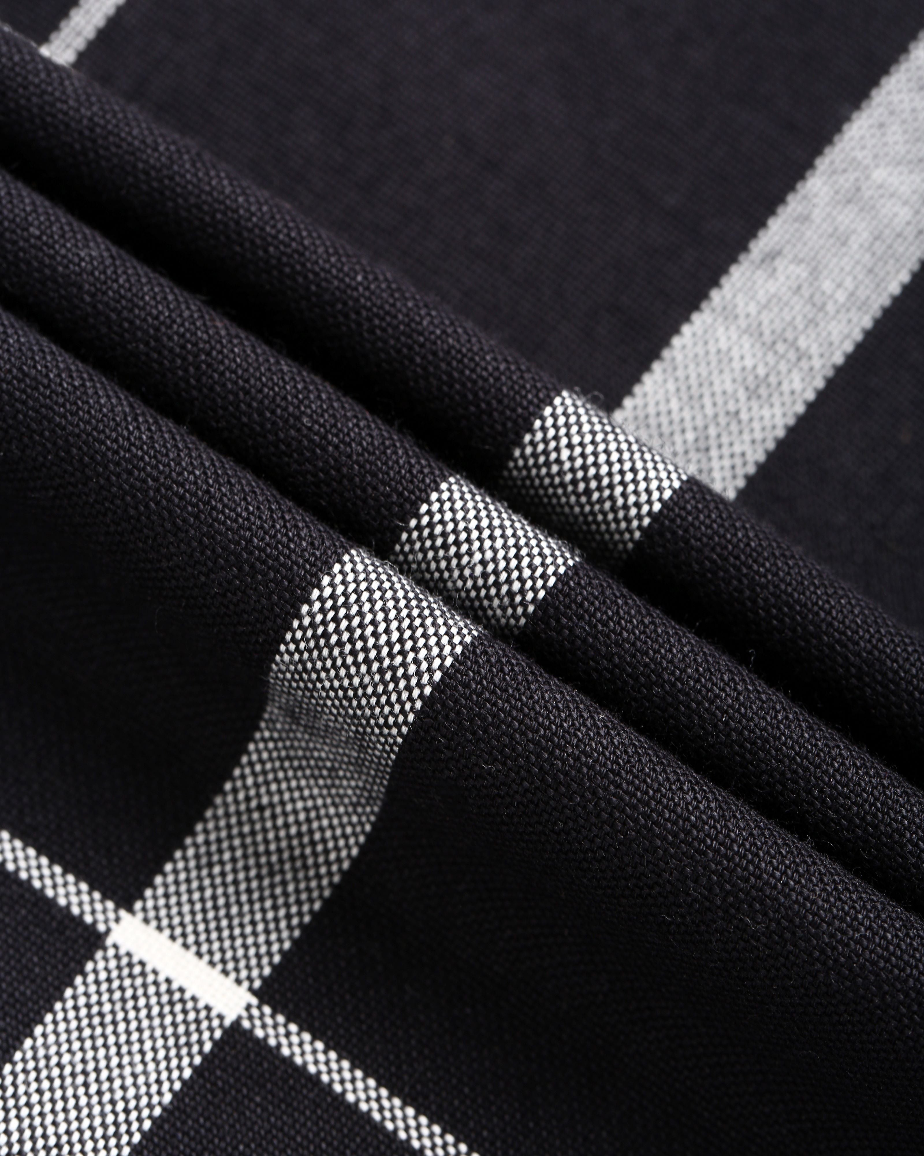Men Black Slim Fit Shirt