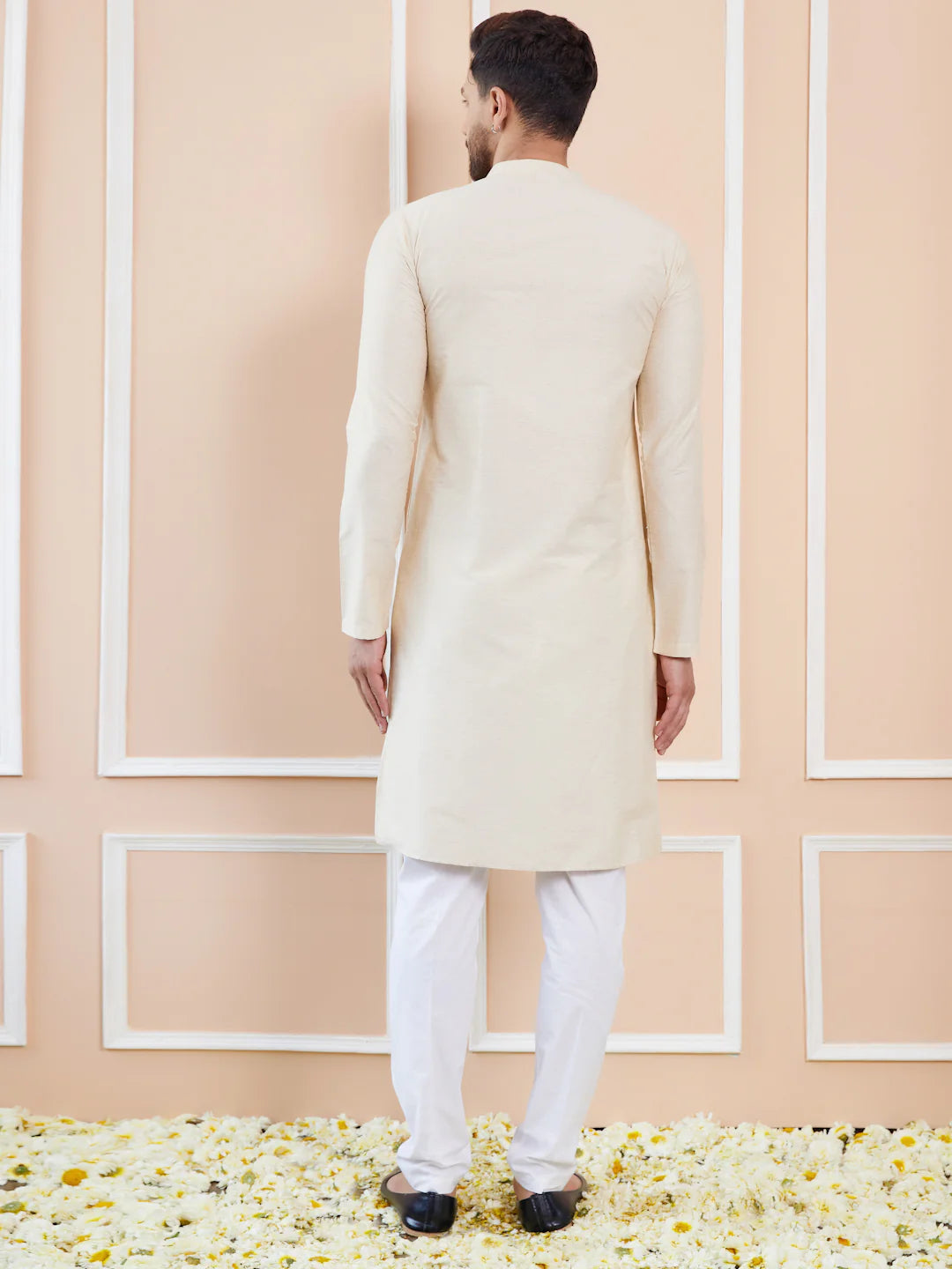 Men Cream Cotton Solid Straight Kurta
