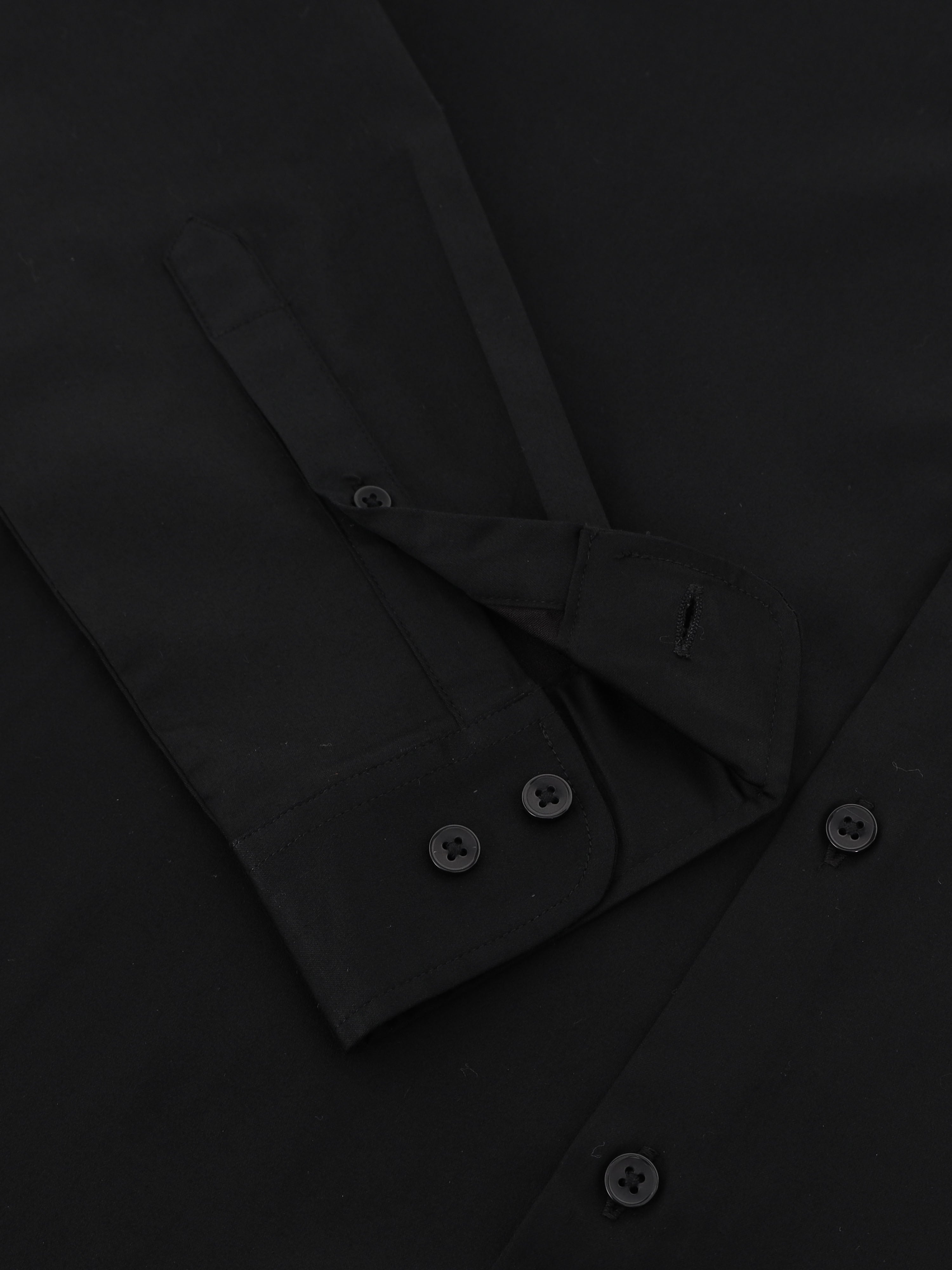 Men Black Solid Shirt
