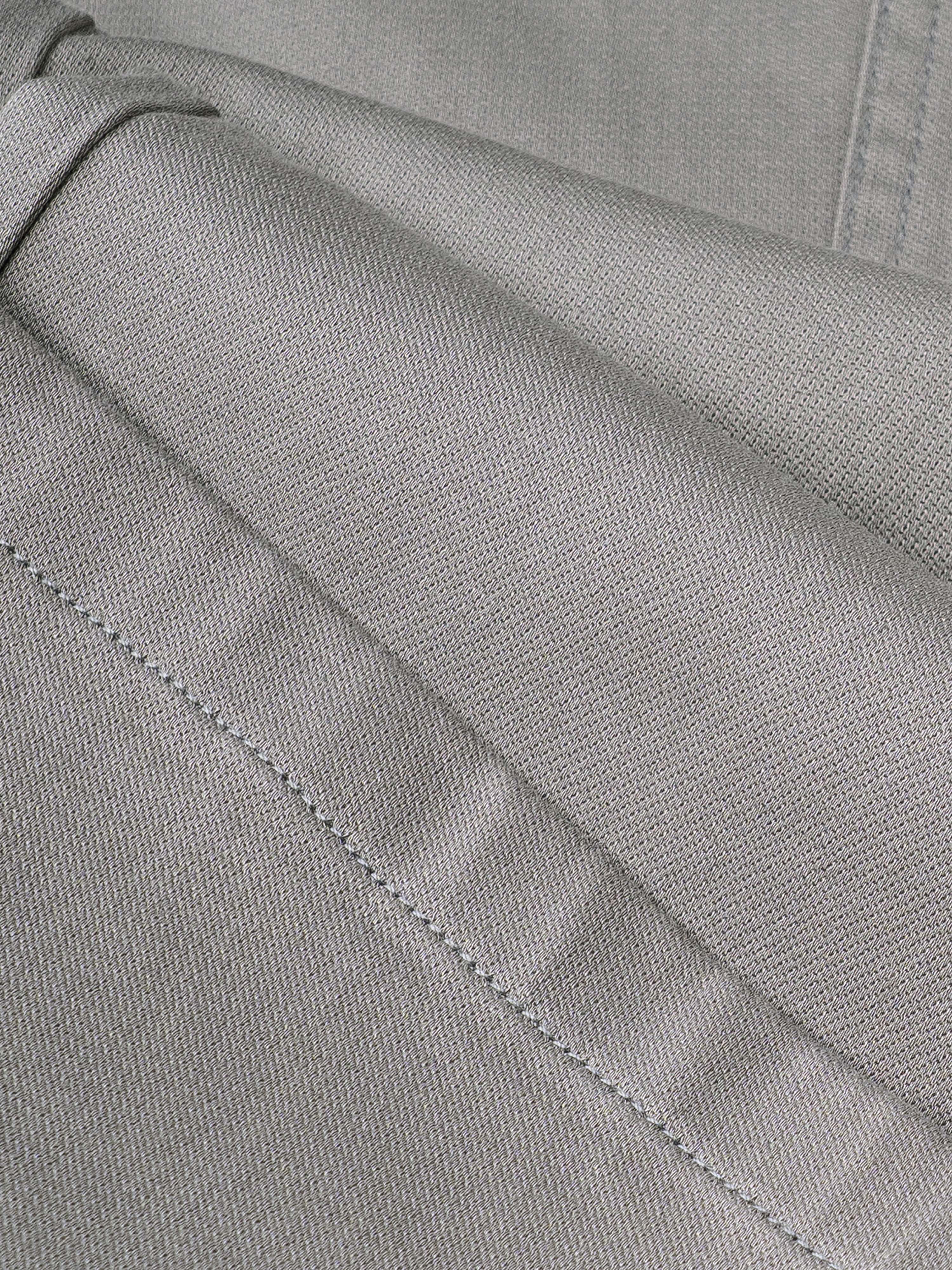 Men Grey Straight Fit Cargo Trouser