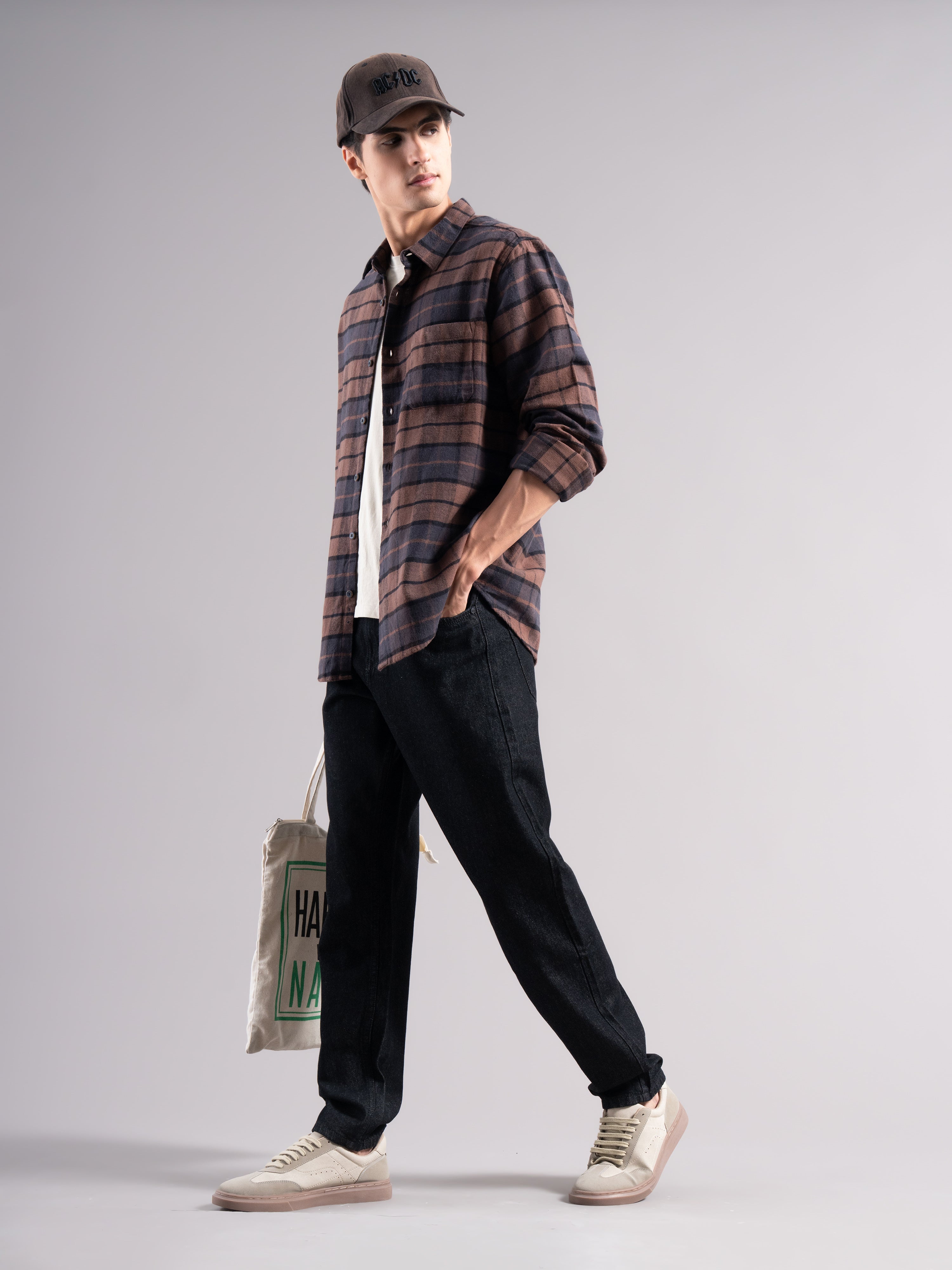 Men Black Regular Fit Jeans