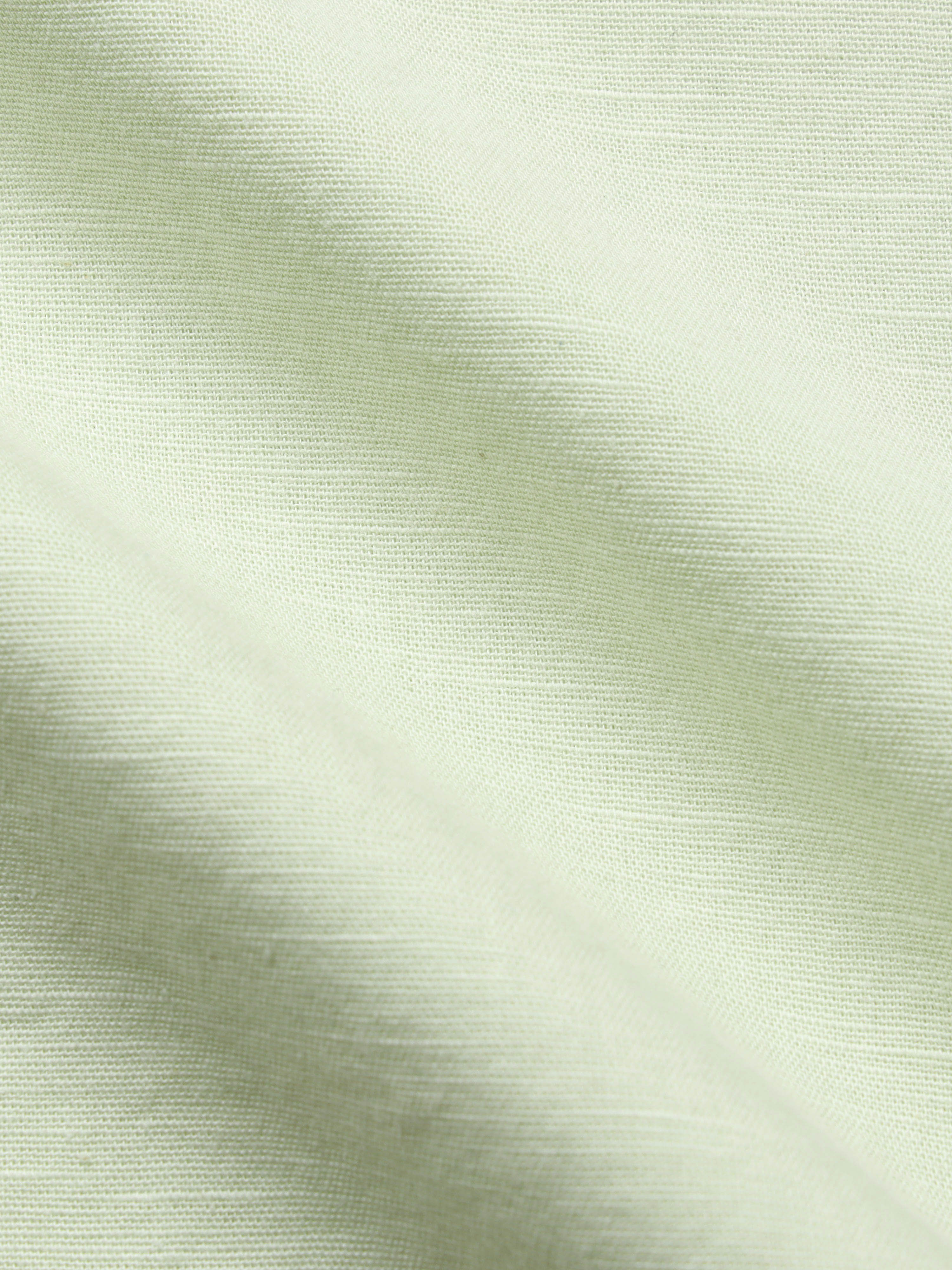 Men Green Slub Solid Shirt