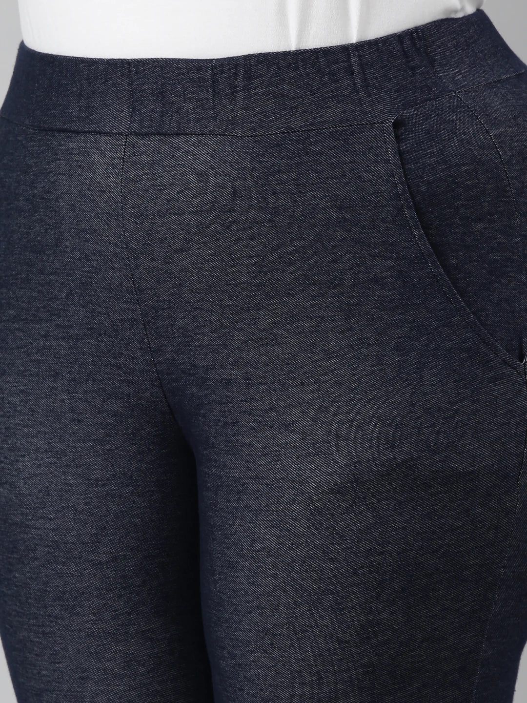 Women Navy Indigo Jeggings