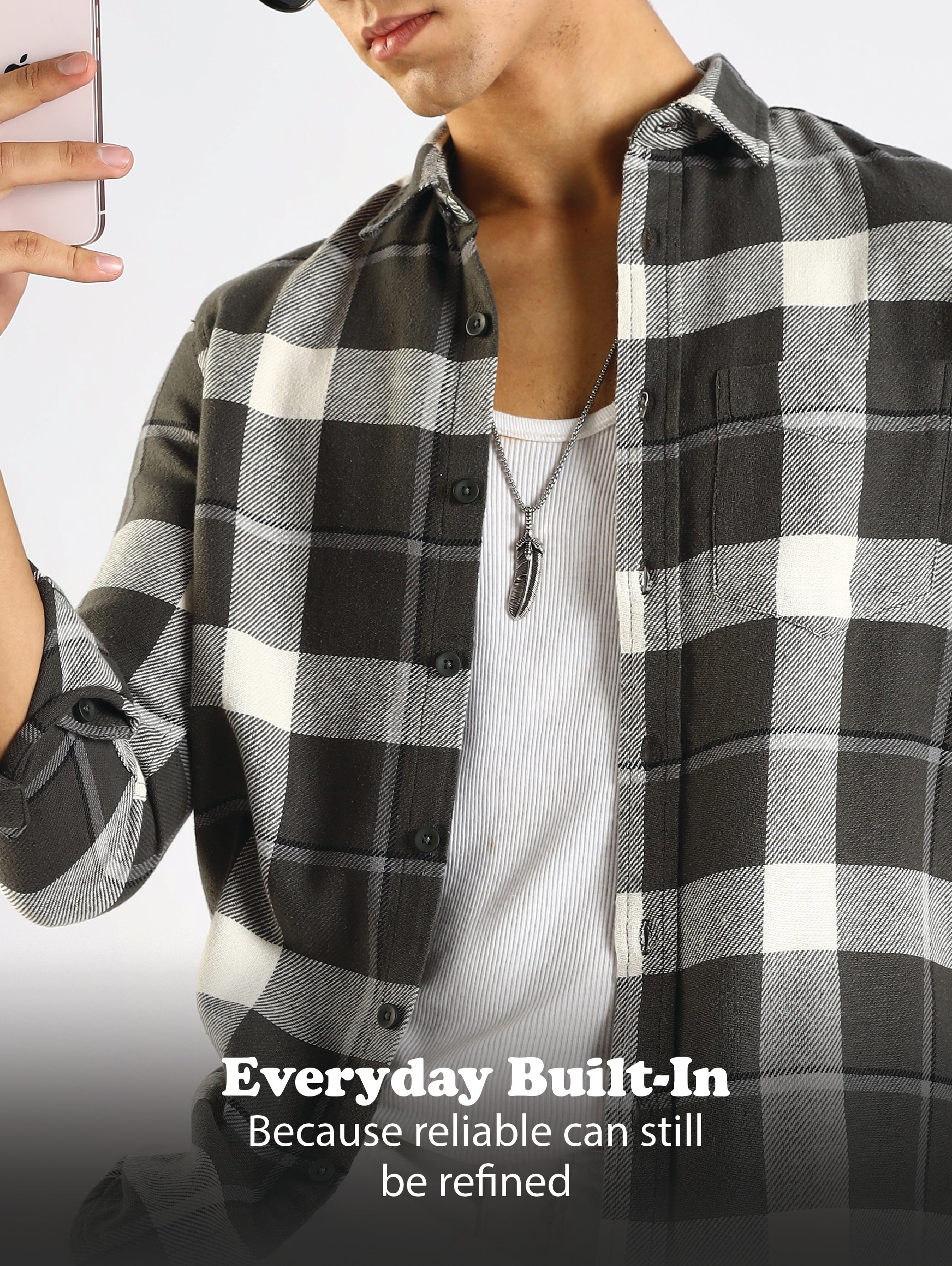 Men Green Cotton Blend Checked Shirt