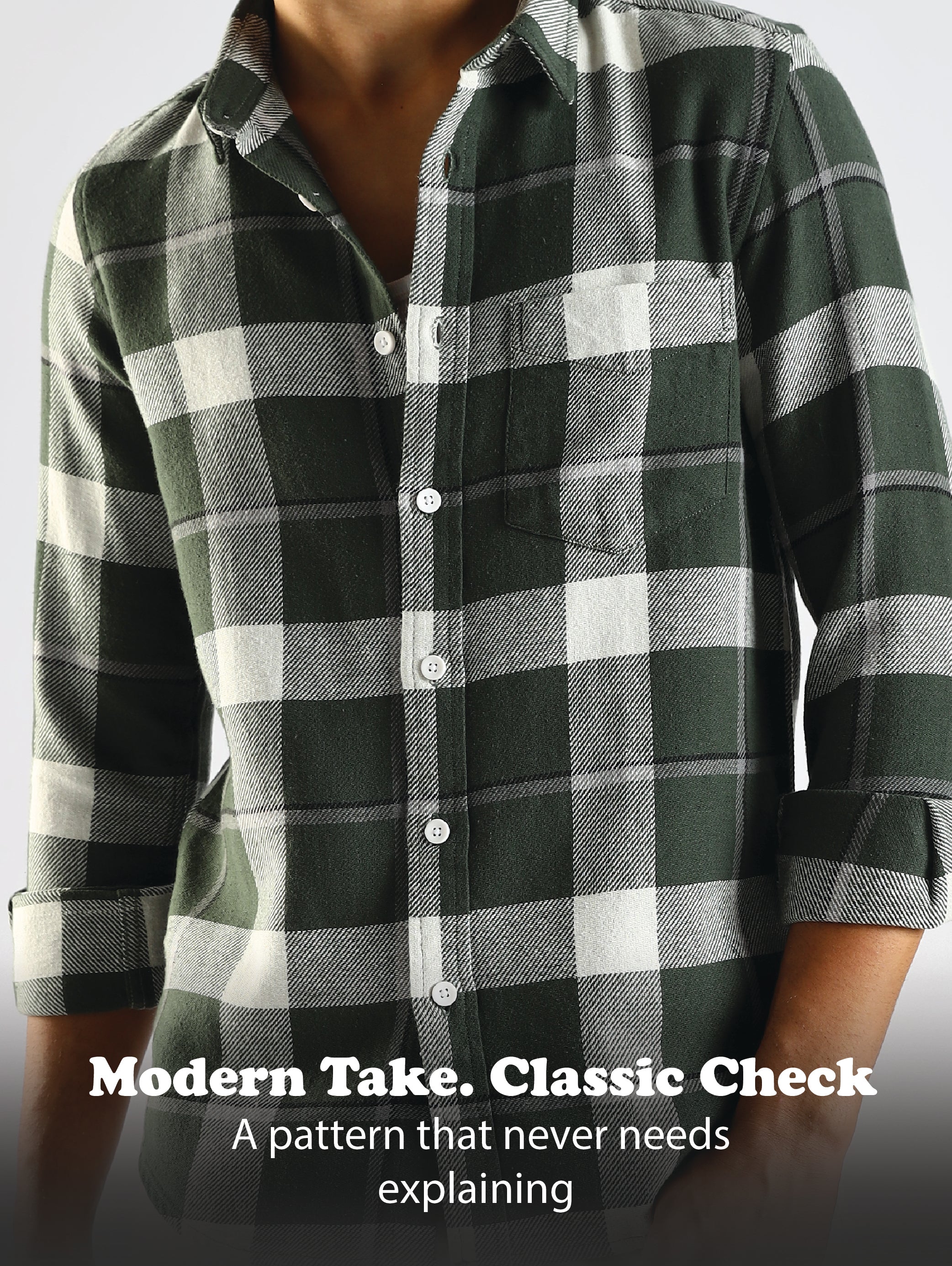 Men Green Cotton Blend Slim Checked Shirt