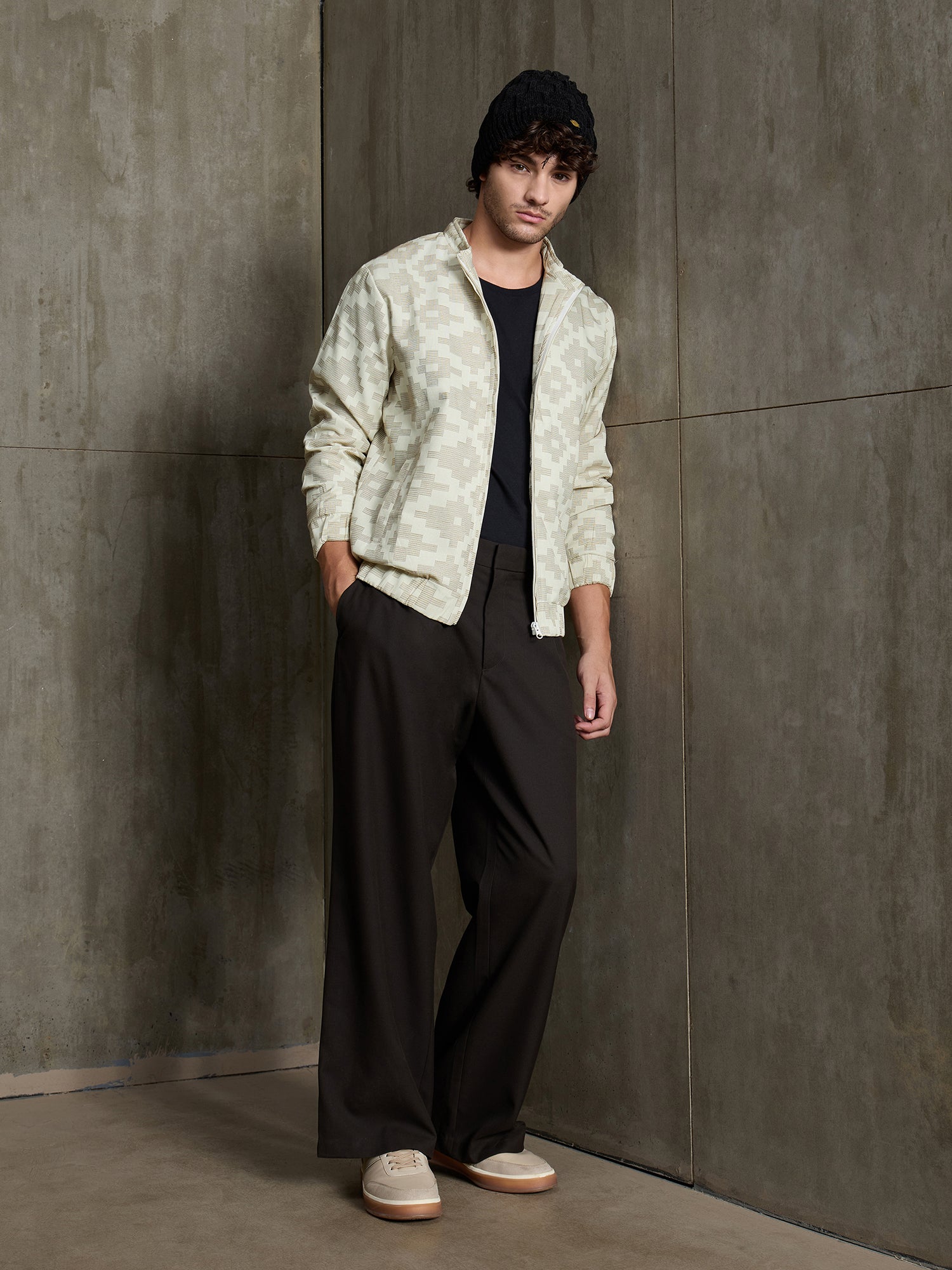 Men Off-White Geometric Print Casual Jacket