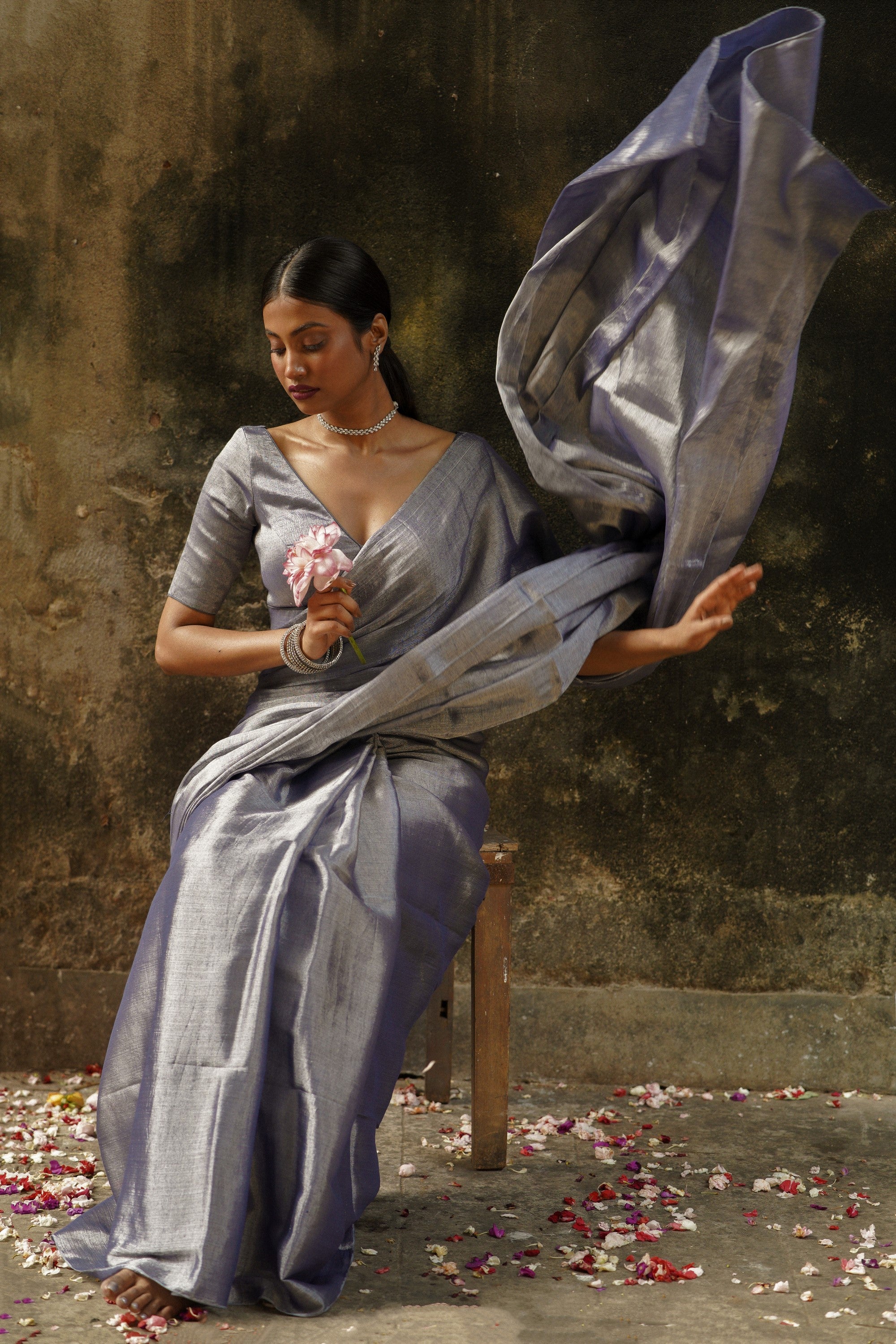 Aadhi Raat Midnight Blue And Grey Tone Handloom Tissue Saree