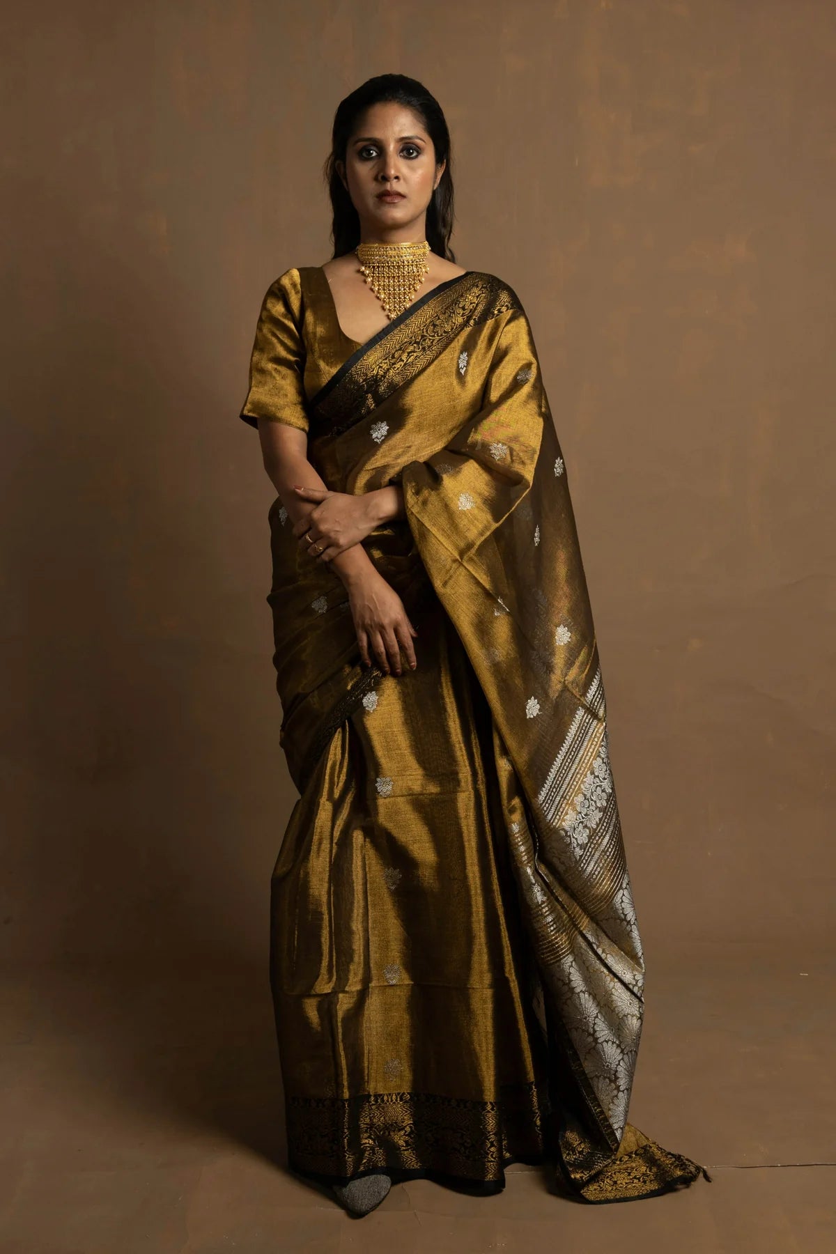Muharat Handloom Gold Tissue Banarasi Saree