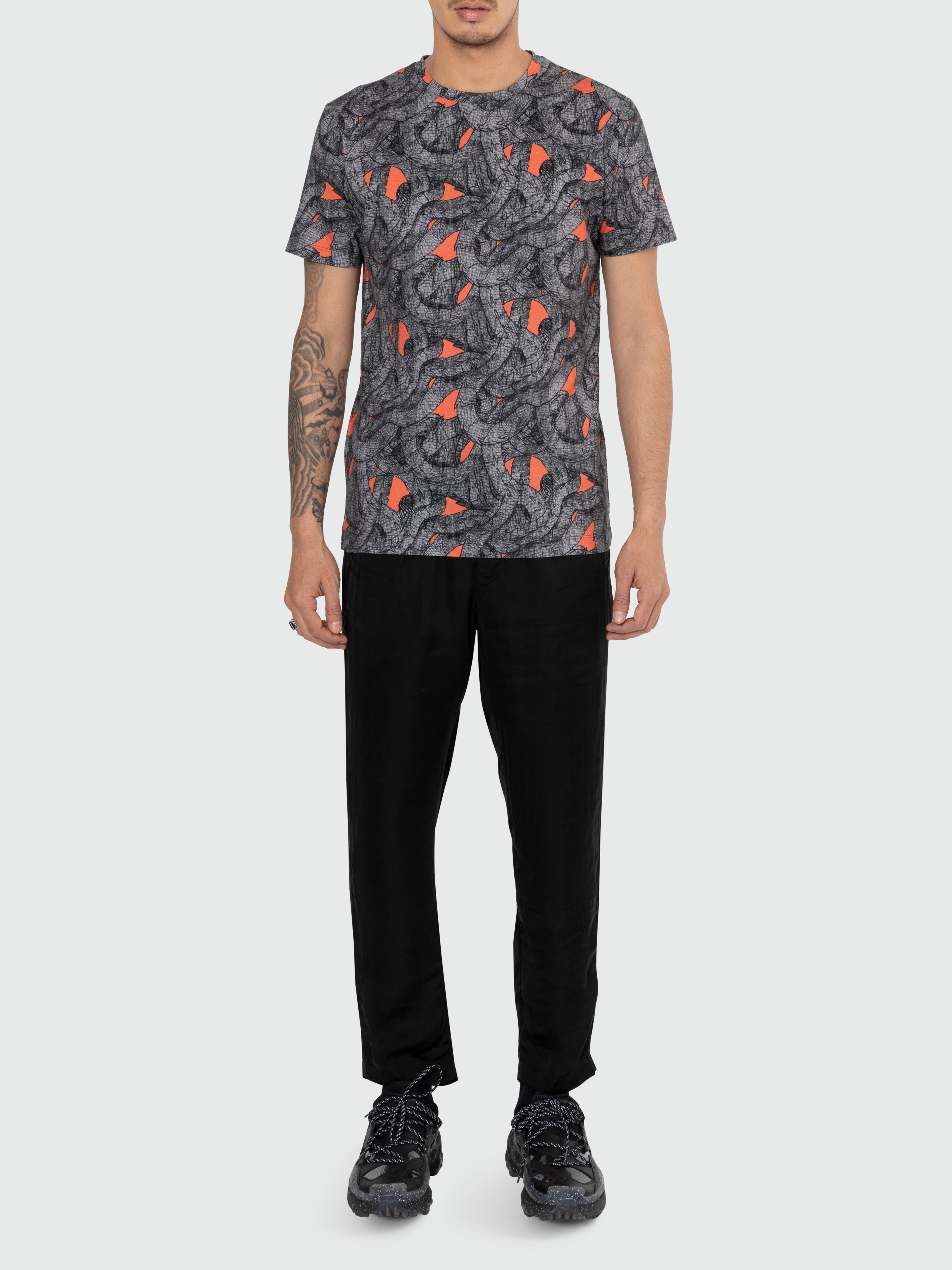 Men Twisted Dragon Tee