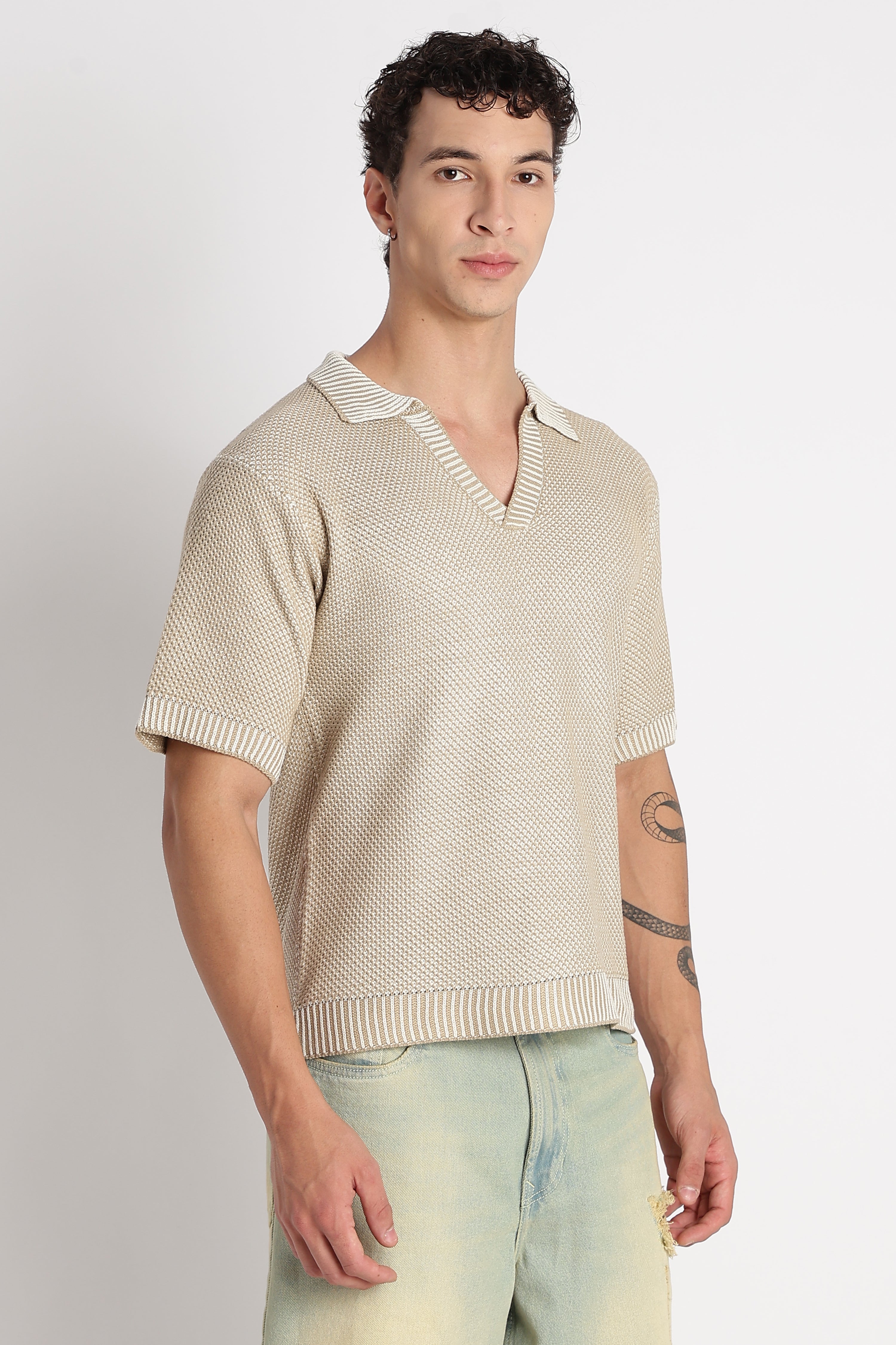 Men Modern Loose Fit with Ribbed Finish T-Shirt