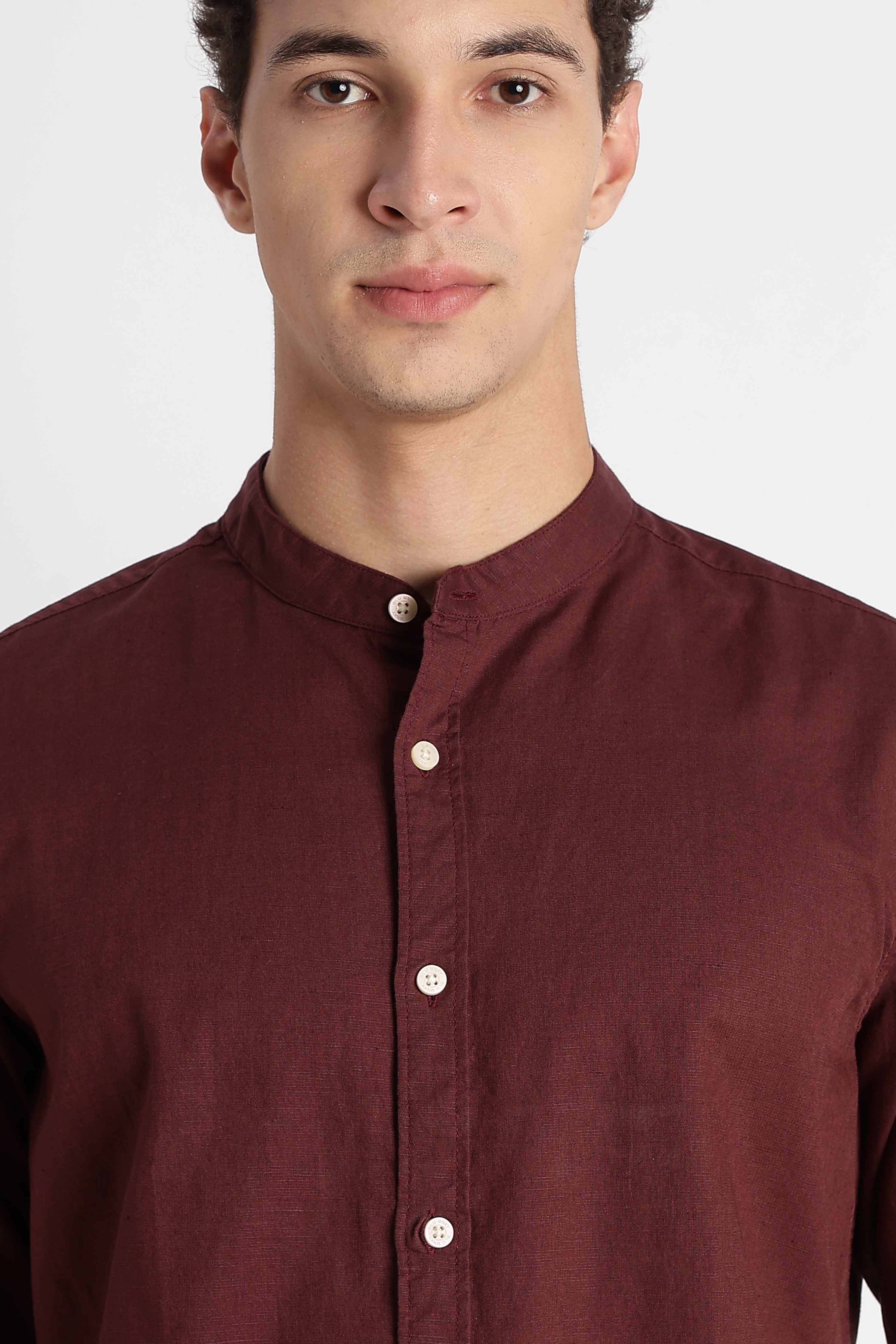 Men Cotton Linen Slim Fit Shirt