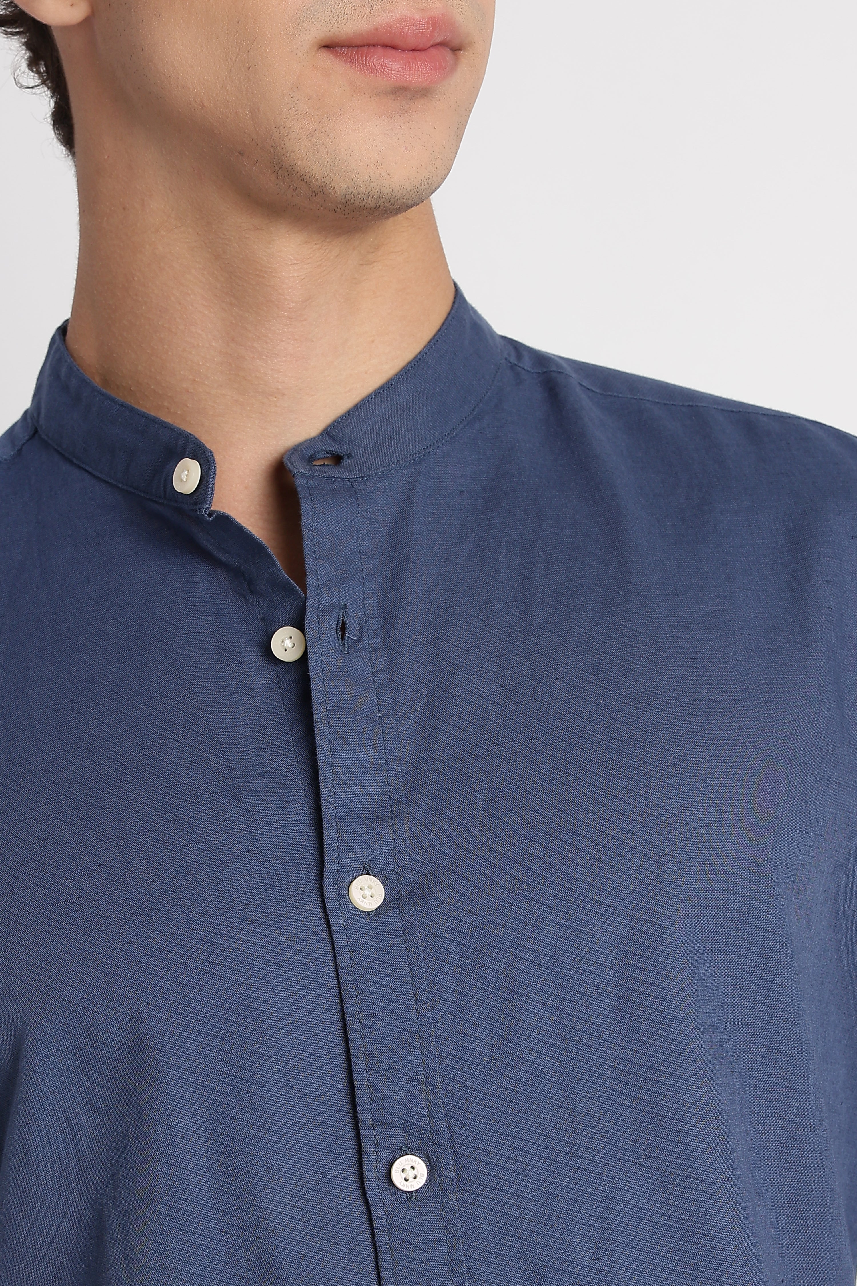Men Cotton Linen Slim Fit Shirt