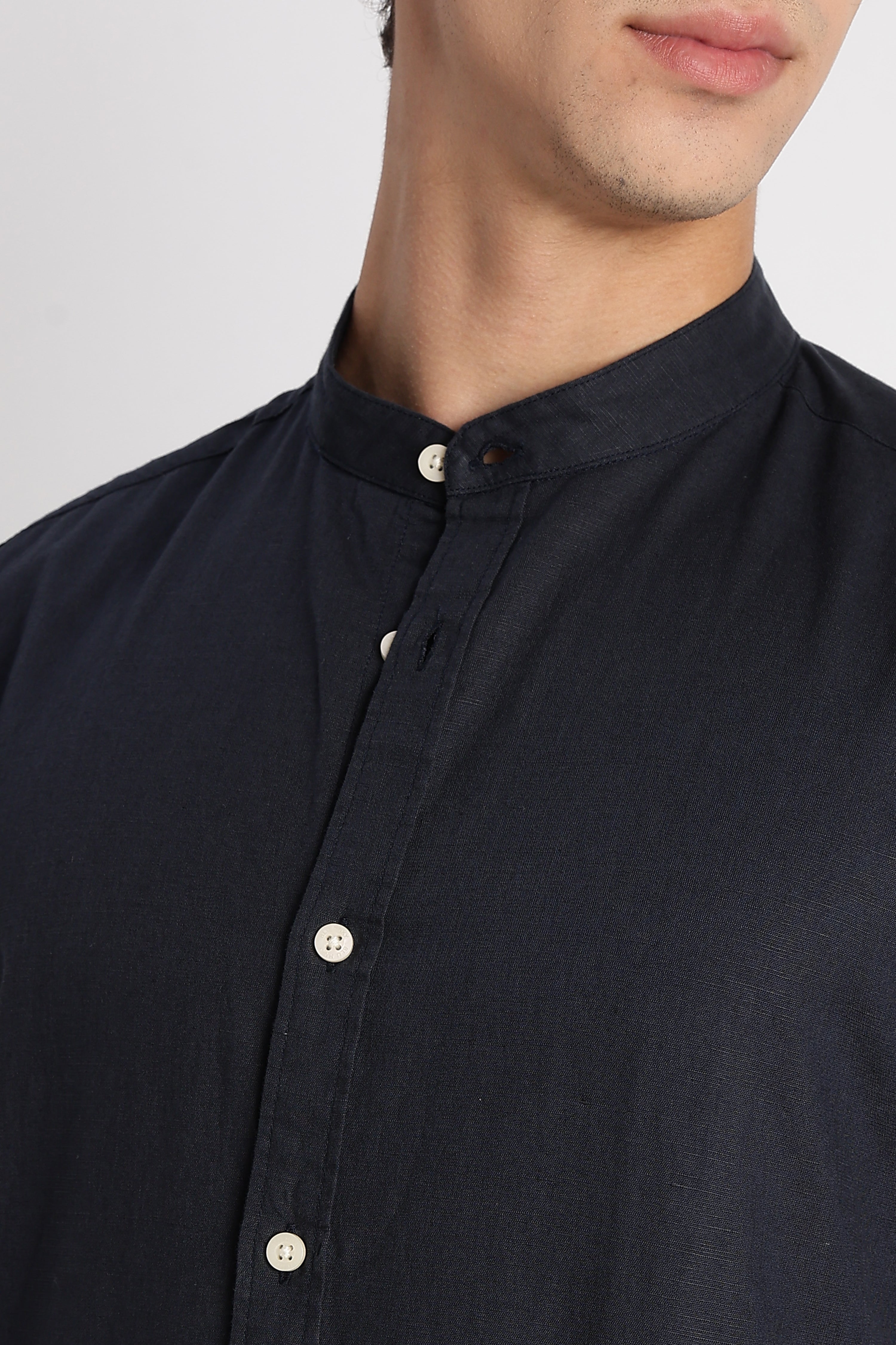 Men Cotton Linen Slim Fit Shirt