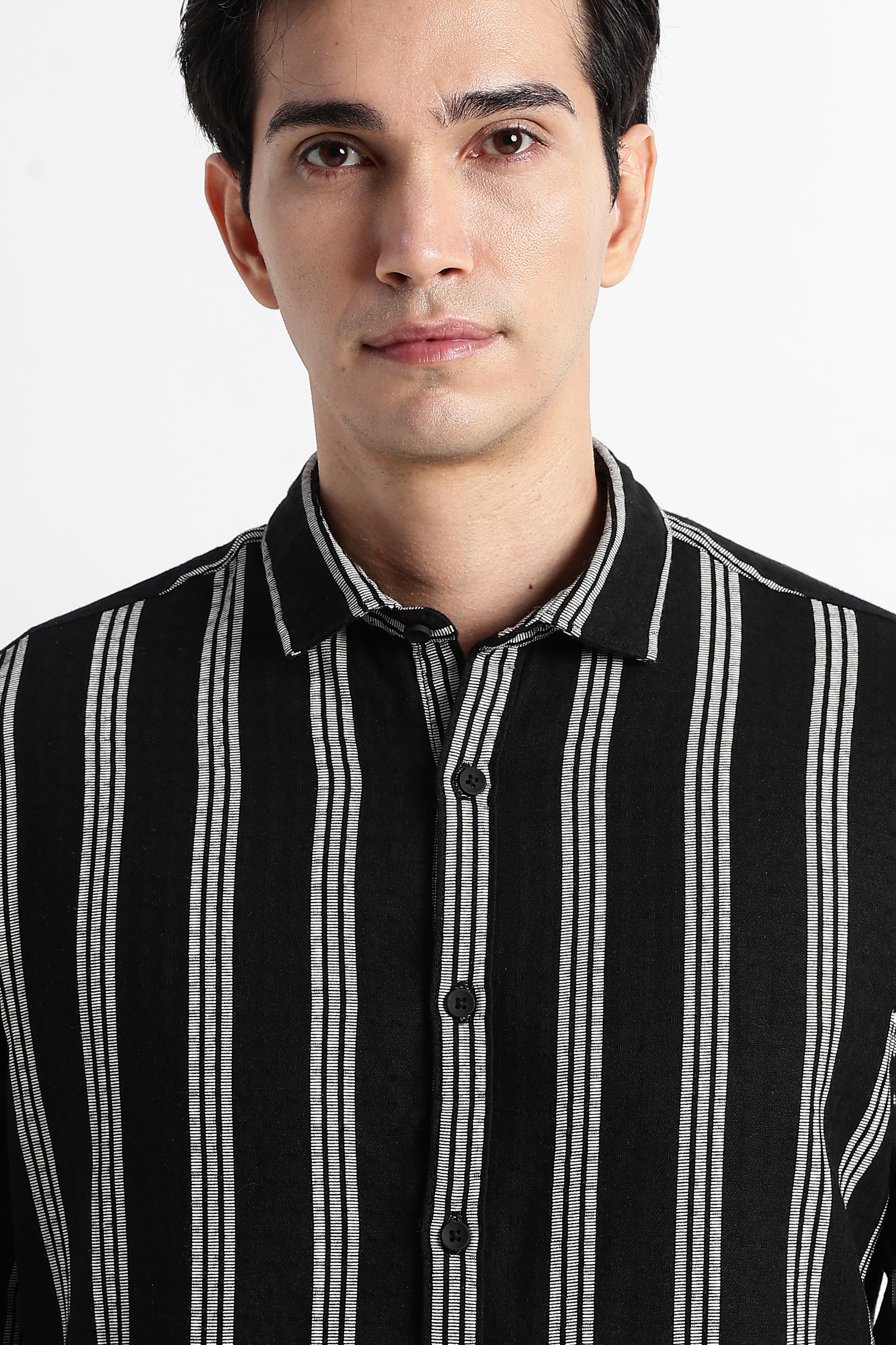 Men Vertical Stripe Textured Shirt