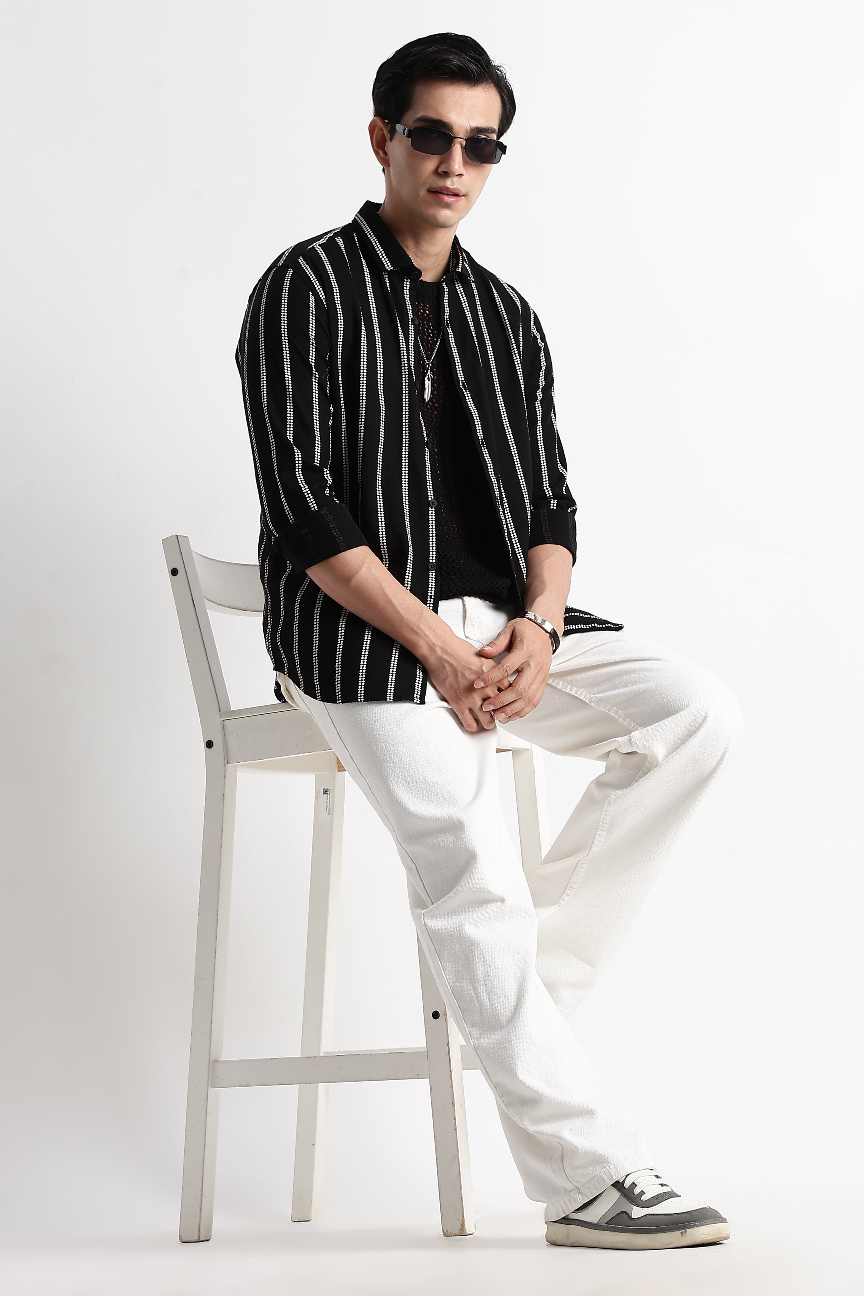 Men Vertical Stripe Textured Shirt