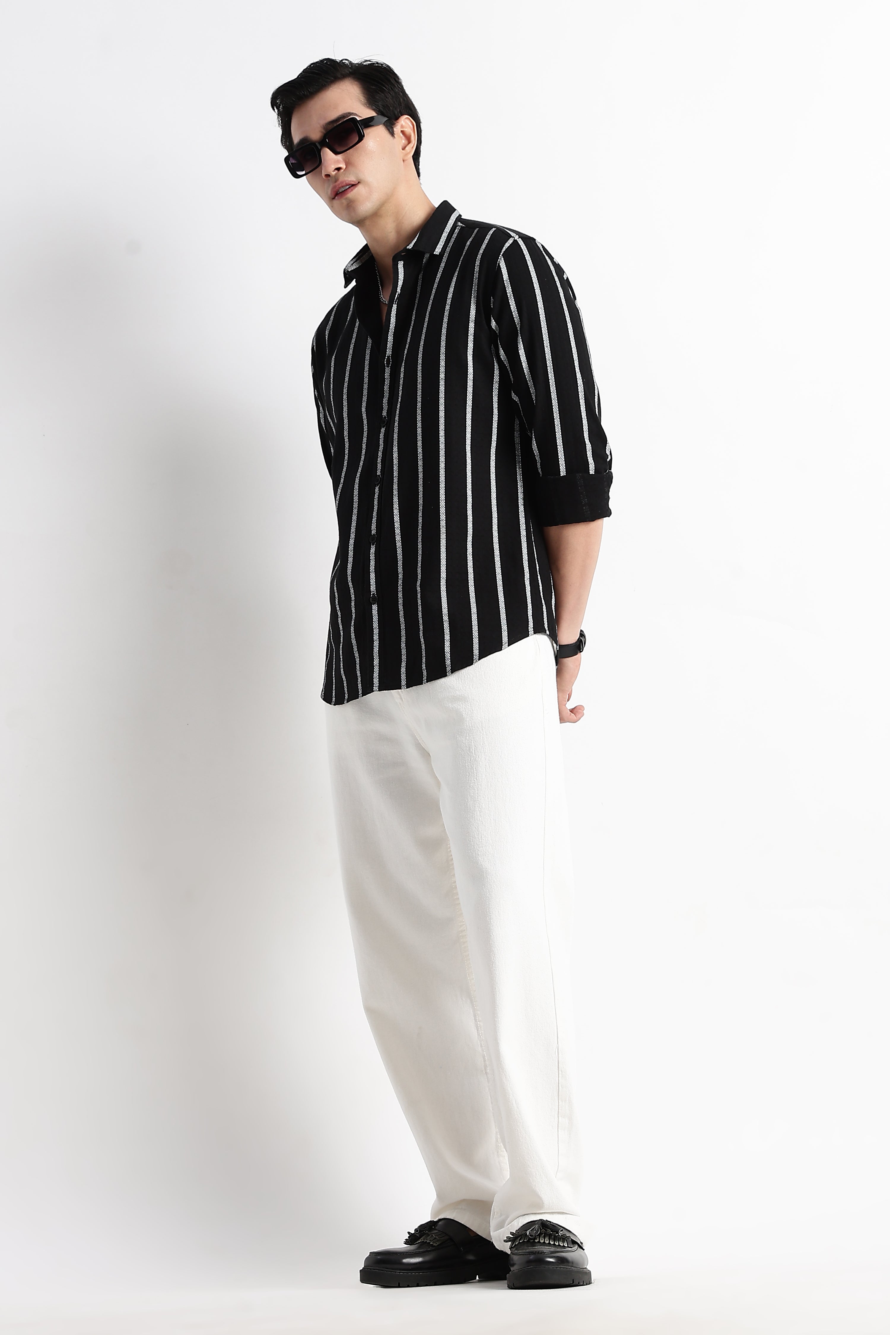 Men Vertical Stripe Textured Shirt