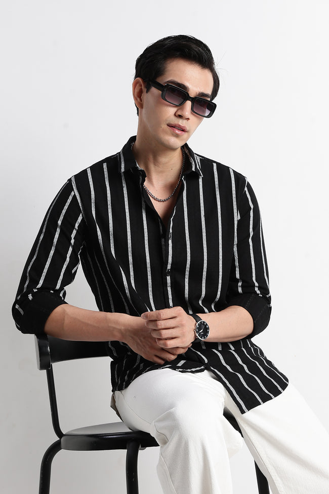 Men Vertical Stripe Textured Shirt