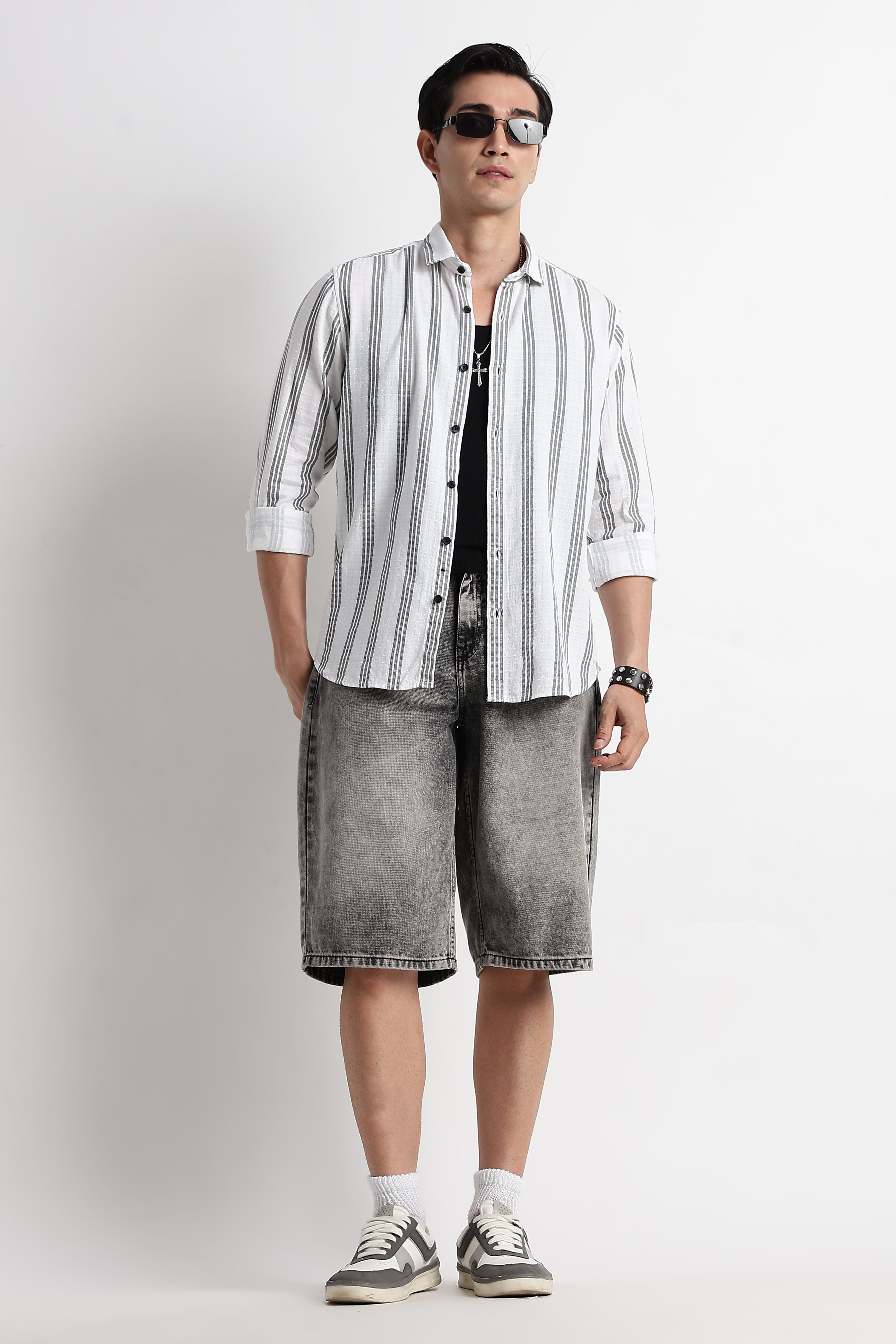 Men Vertical Stripe Textured Shirt