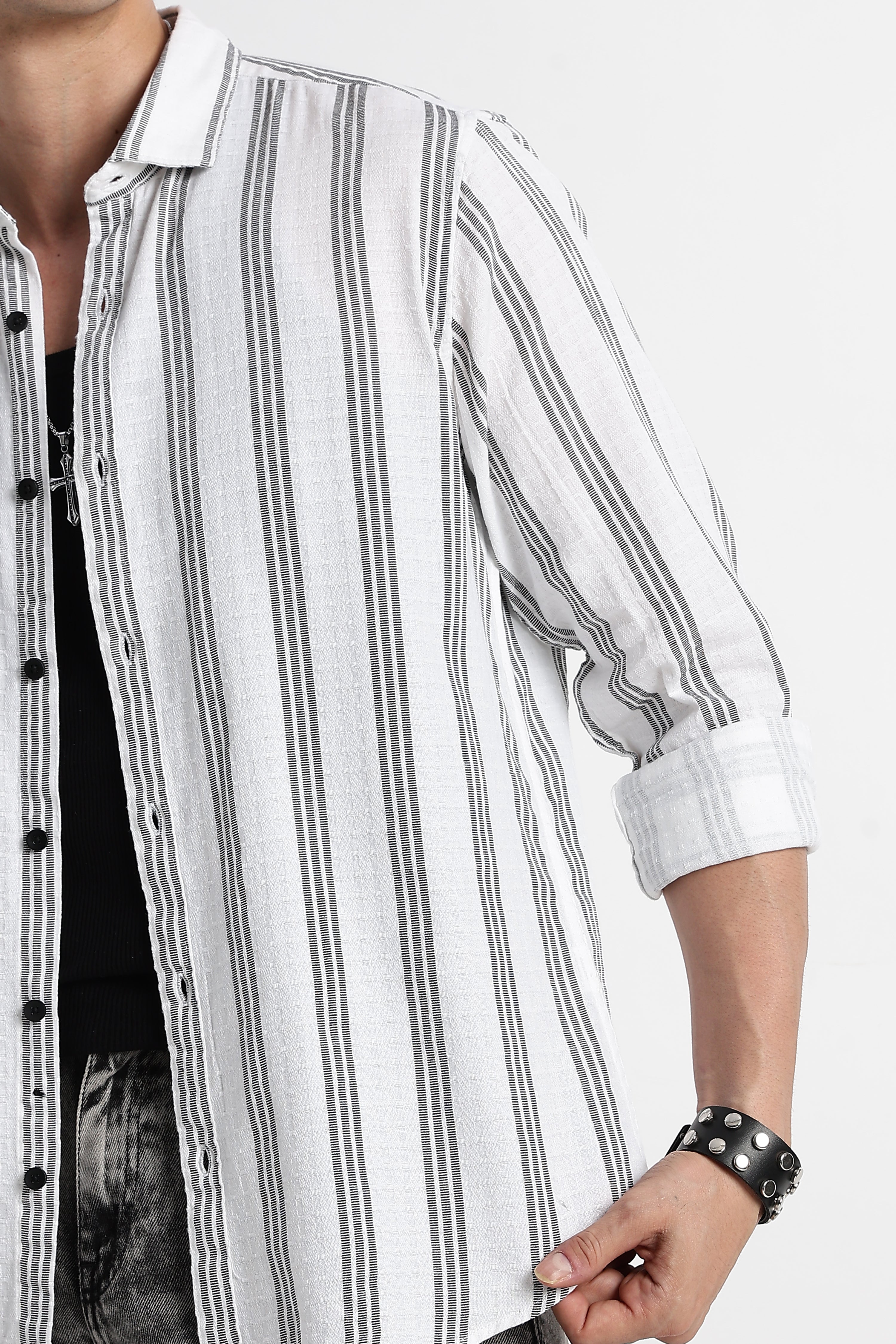Men Vertical Stripe Textured Shirt