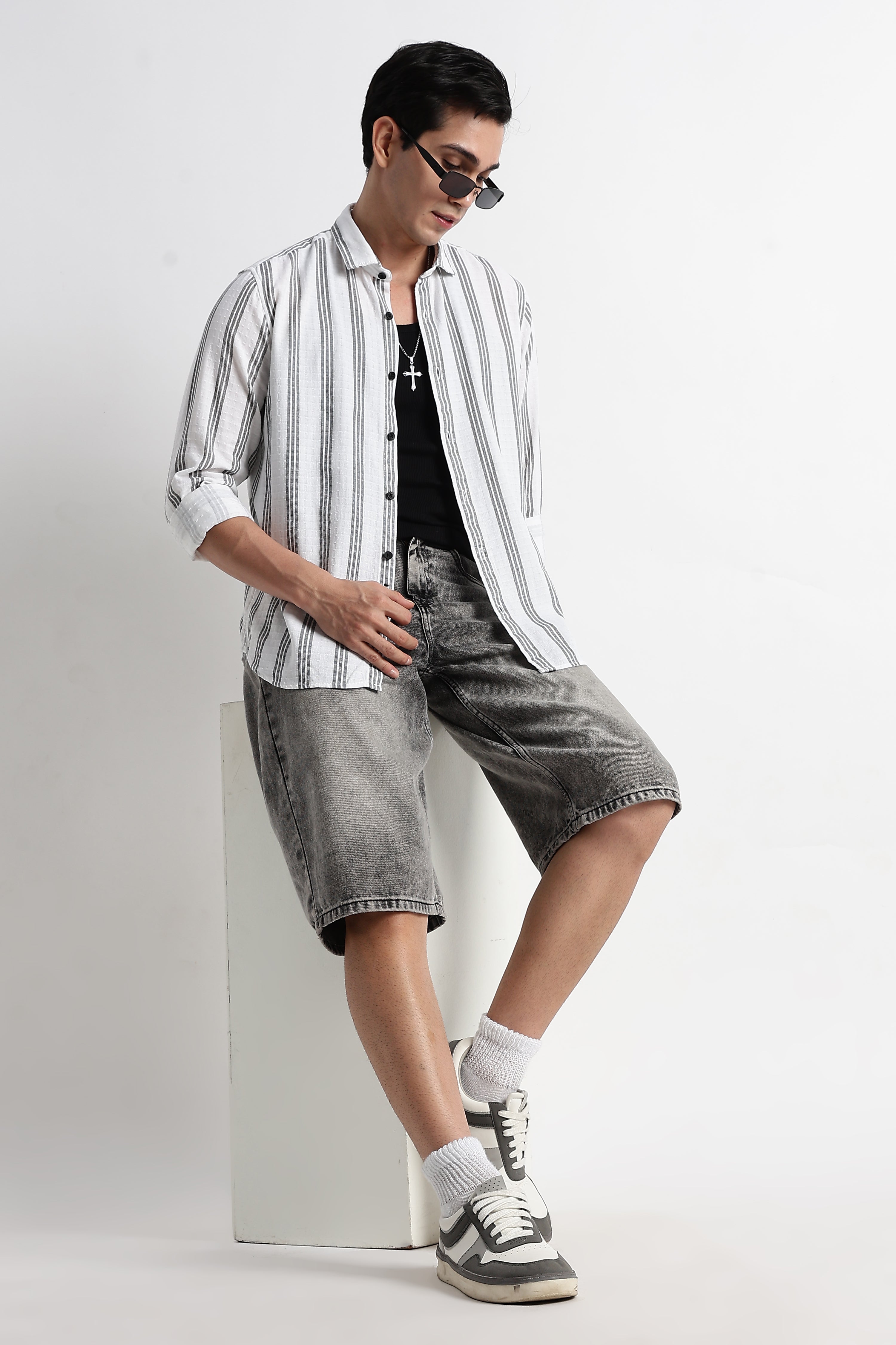 Men Vertical Stripe Textured Shirt