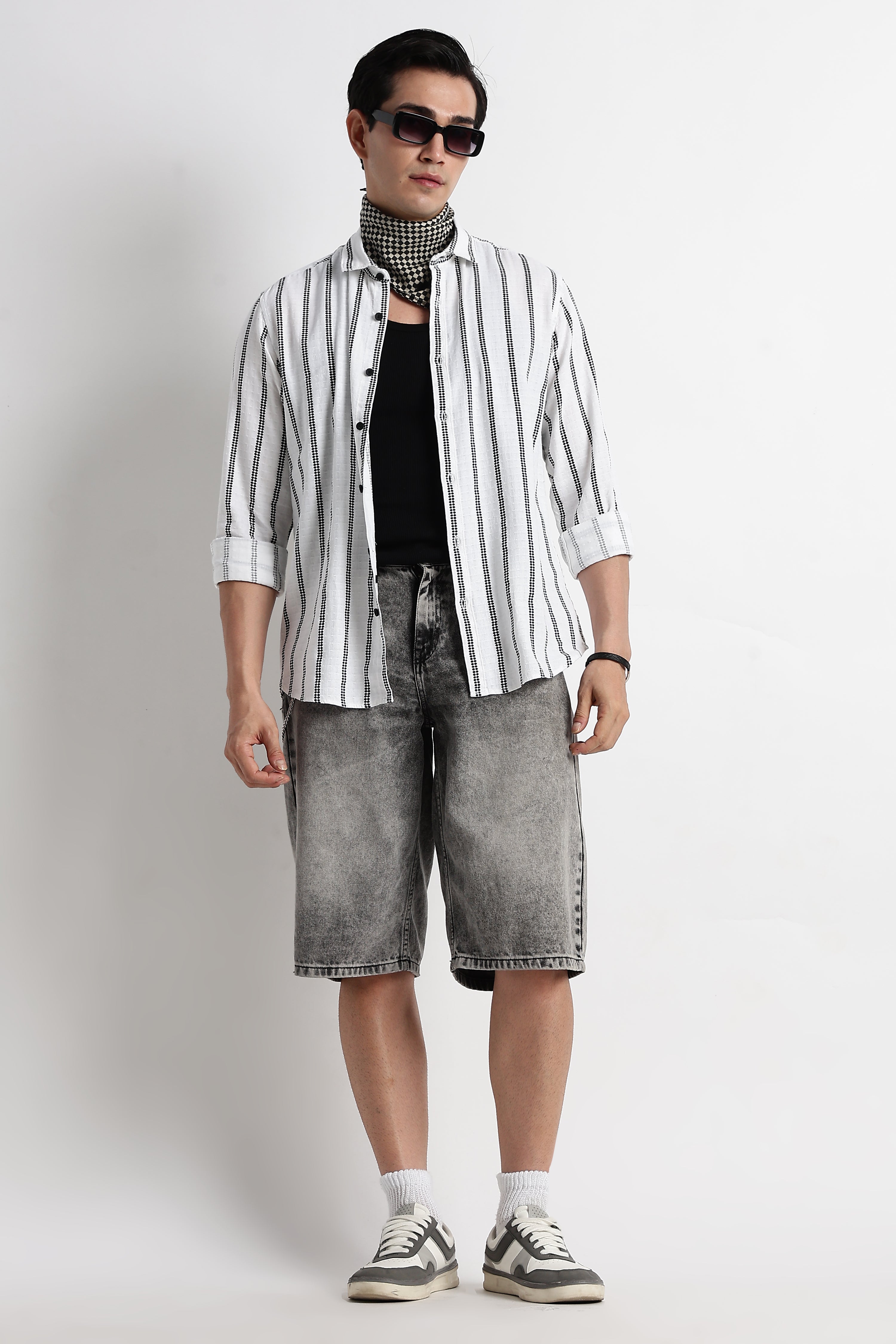 Men Vertical Stripe Textured Shirt