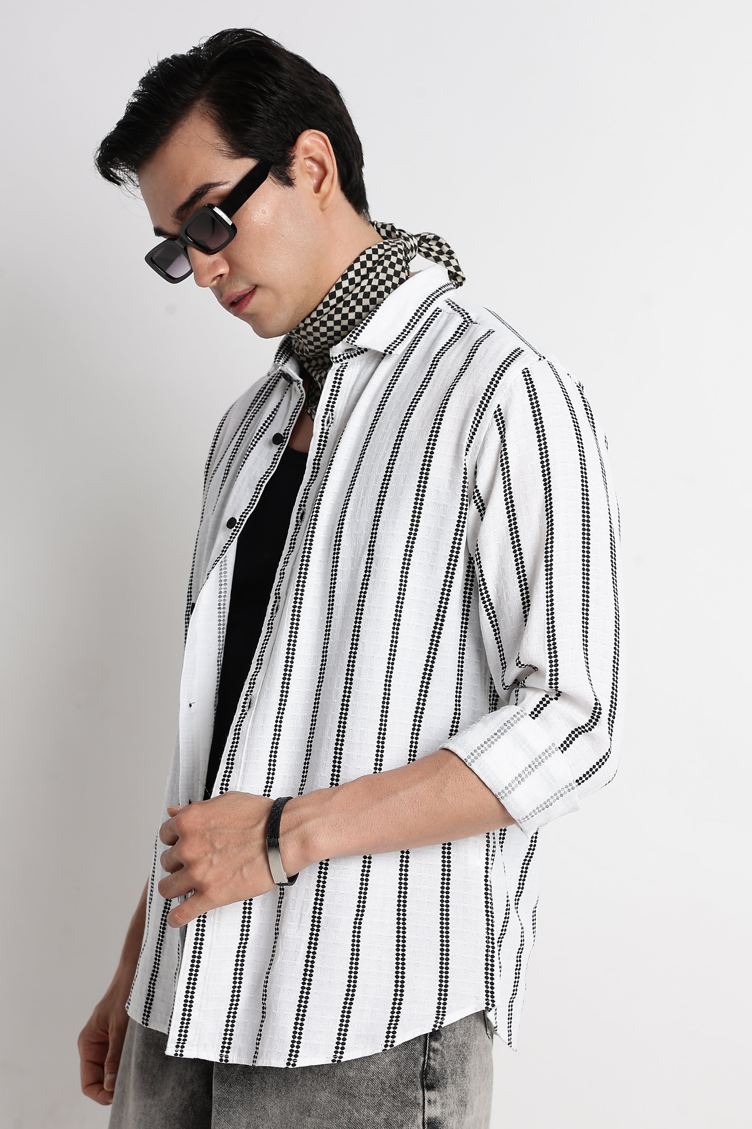 Men Vertical Stripe Textured Shirt