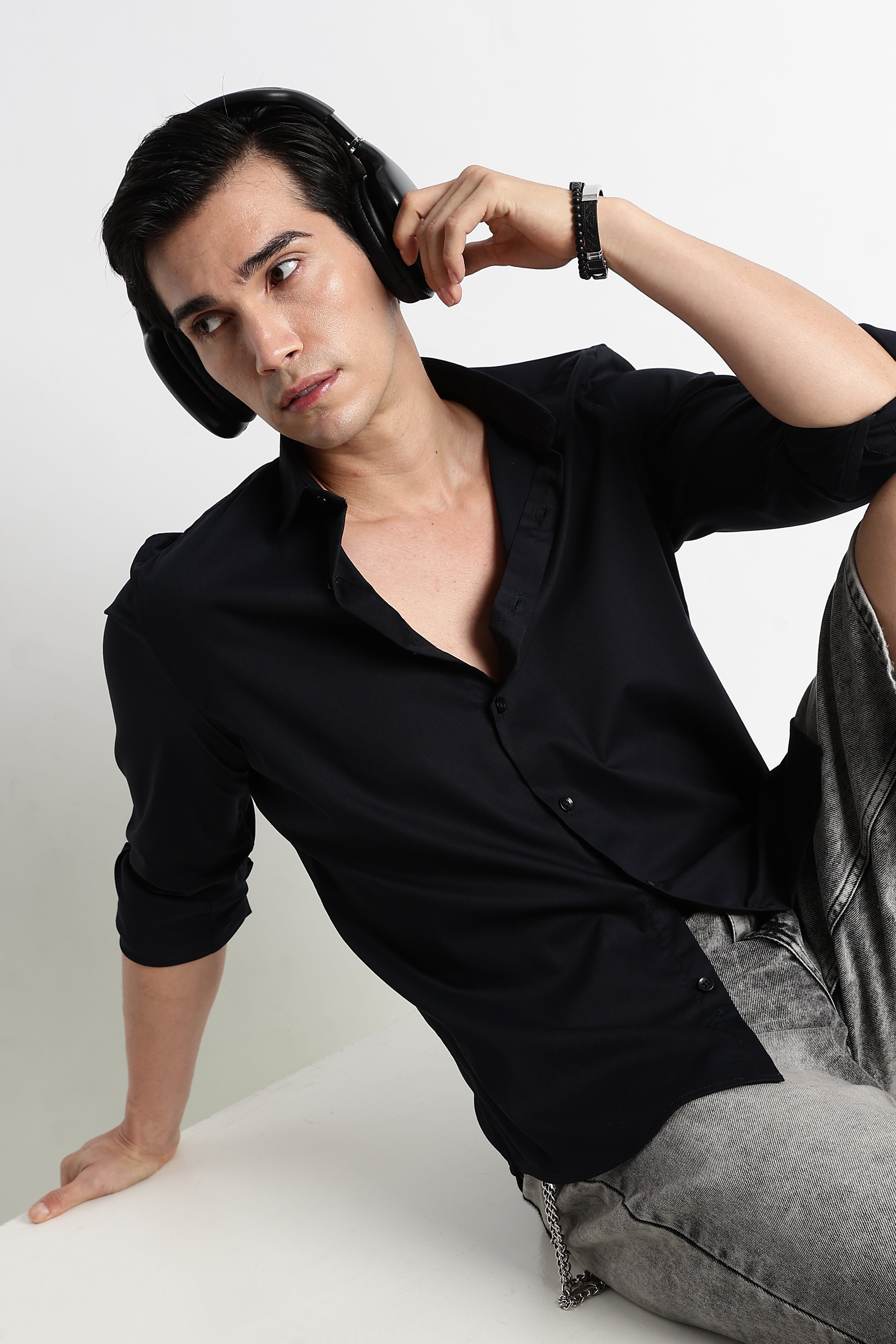 Men Essential Poly-Lycra Shirt