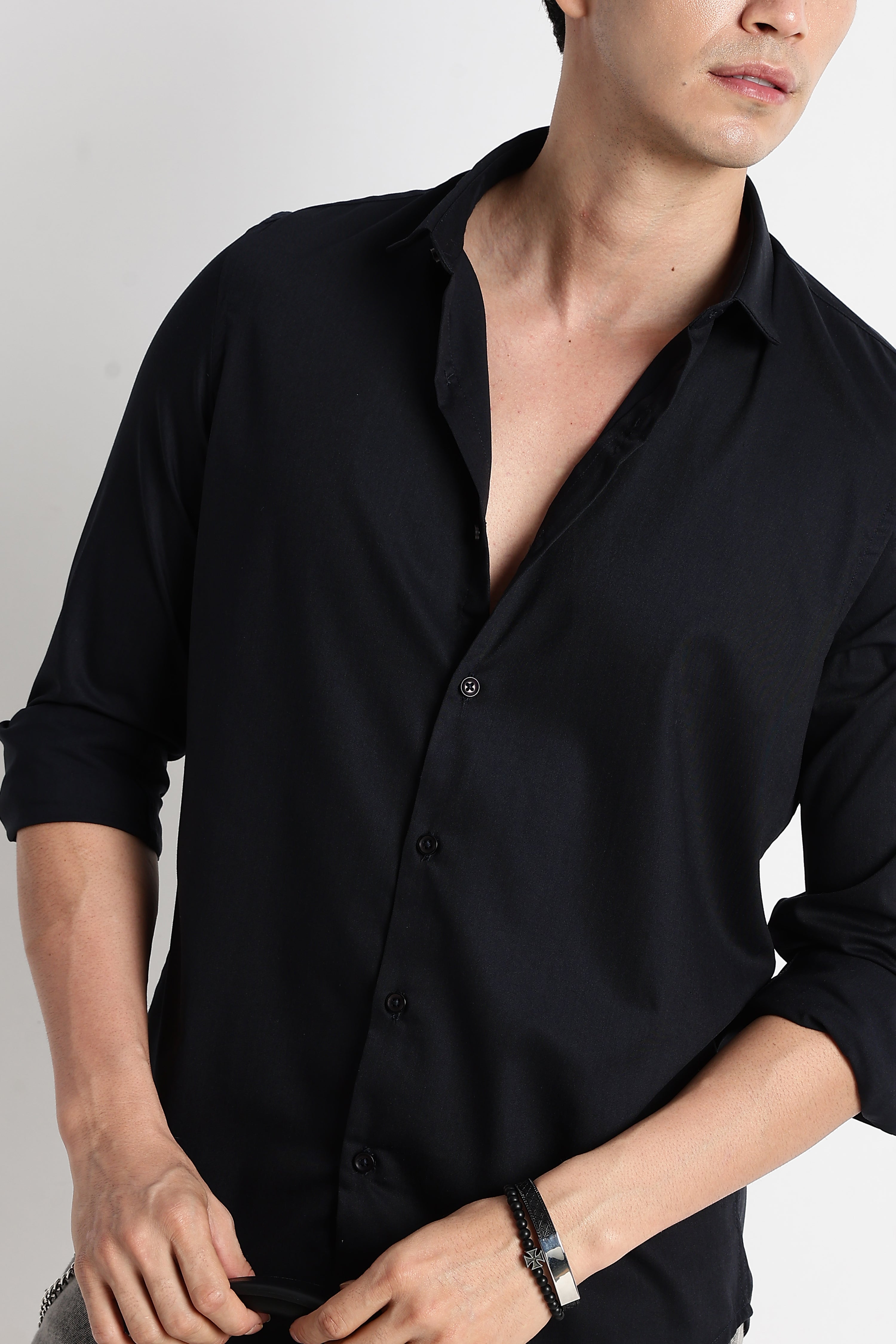 Men Essential Poly-Lycra Shirt