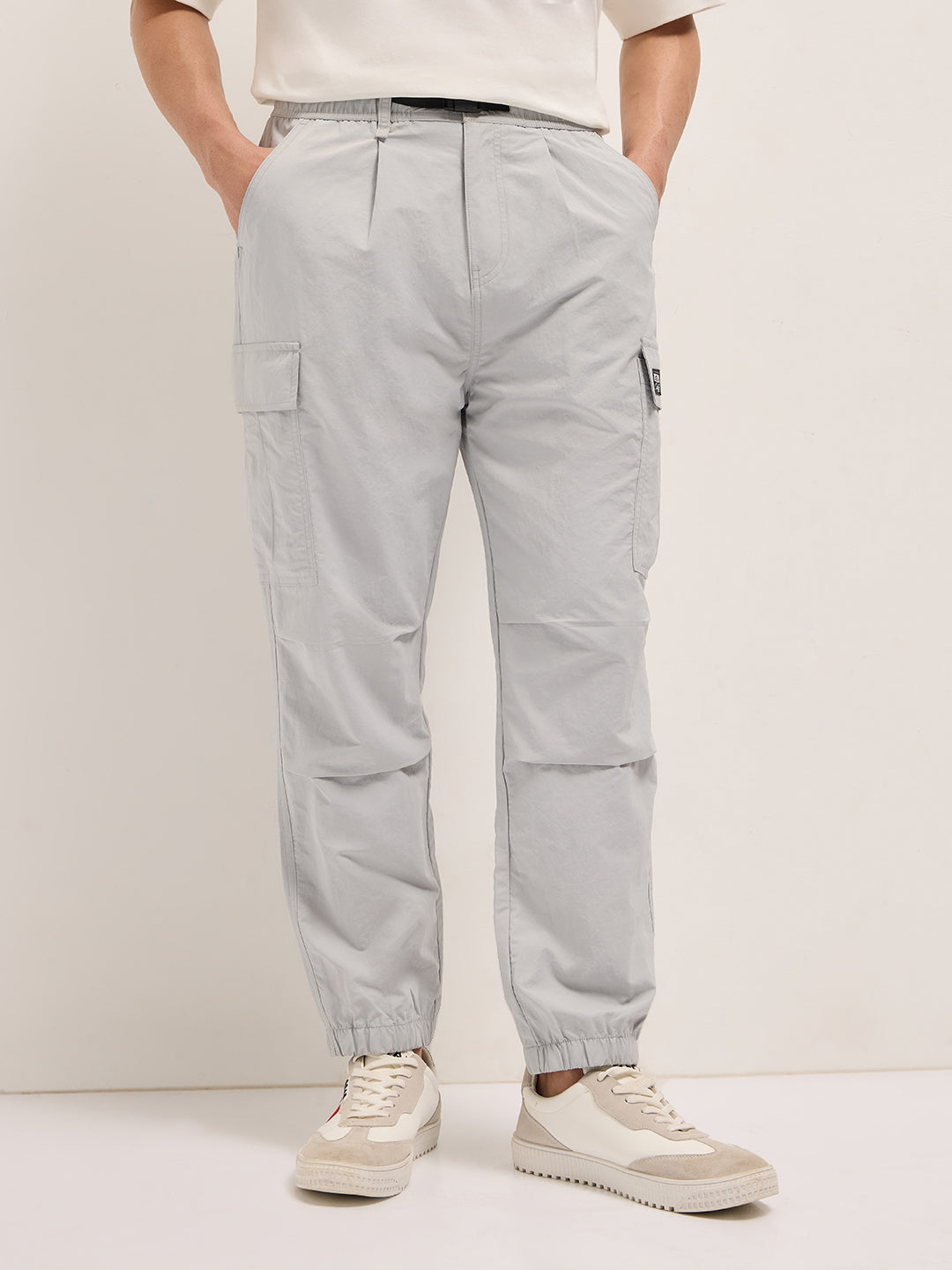 Men Grey Nylon Relaxed Fit Cargo Pants