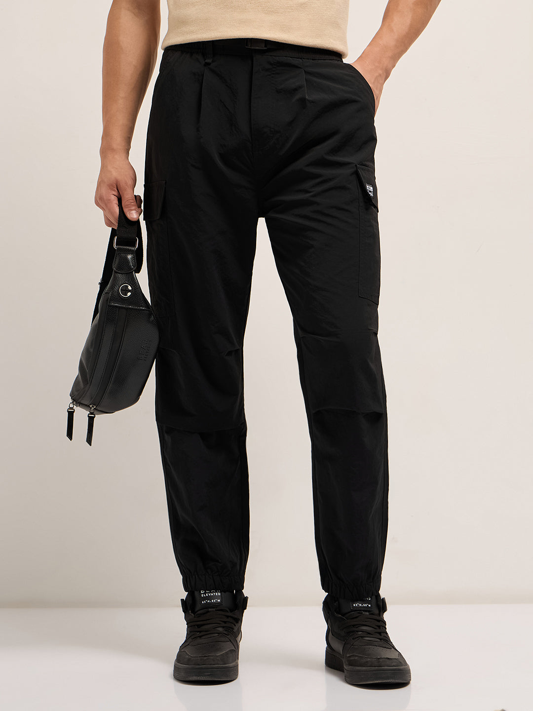 Men Black Nylon Relaxed Fit Cargo Pants