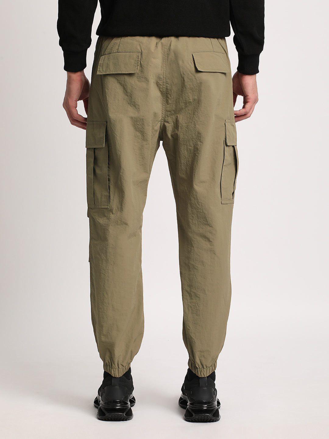 Men Beige Solid Regular Fit Cargo