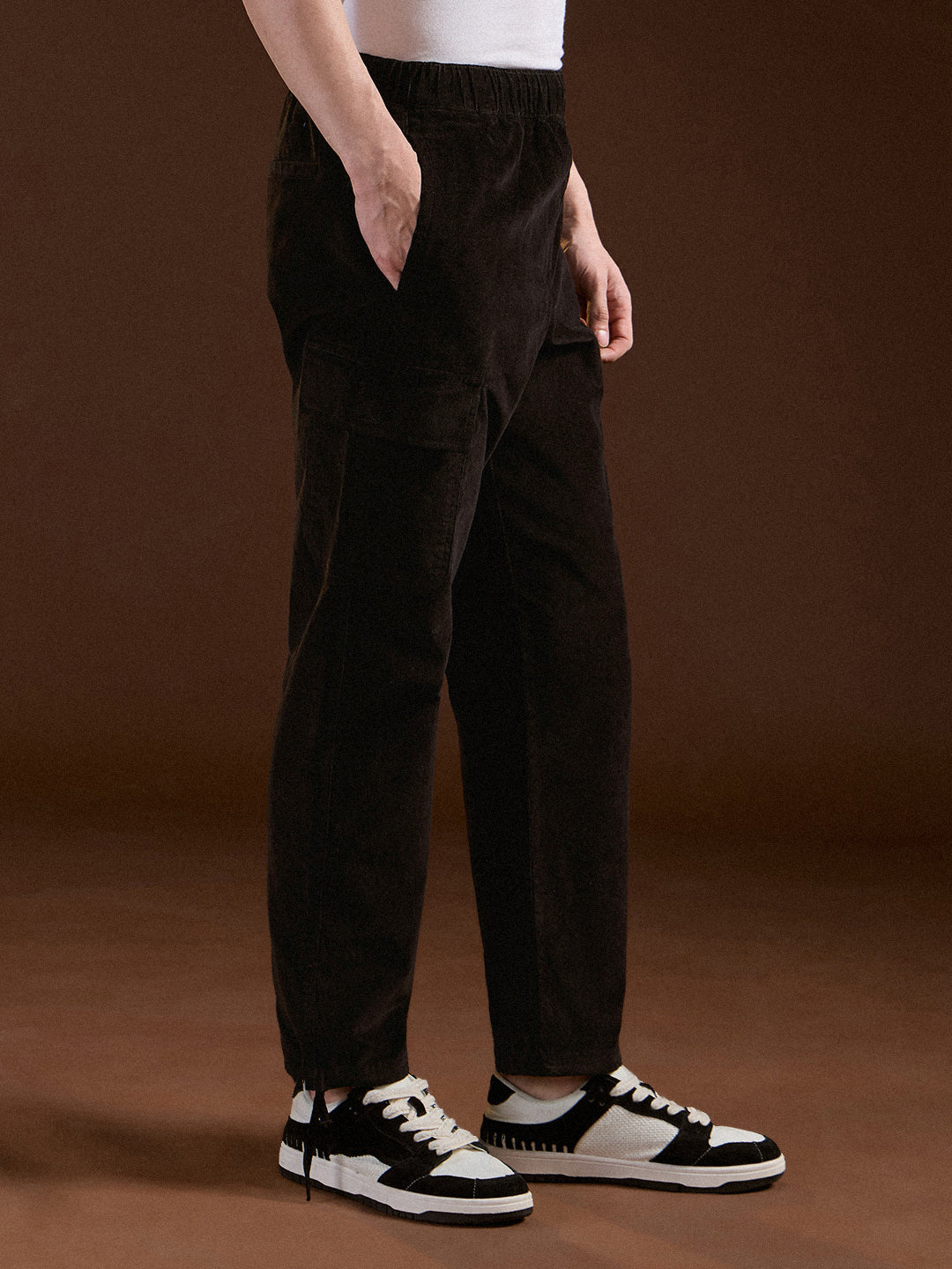 Men Black Solid Baggy Fit Stylish Corduroy Cargo Pant