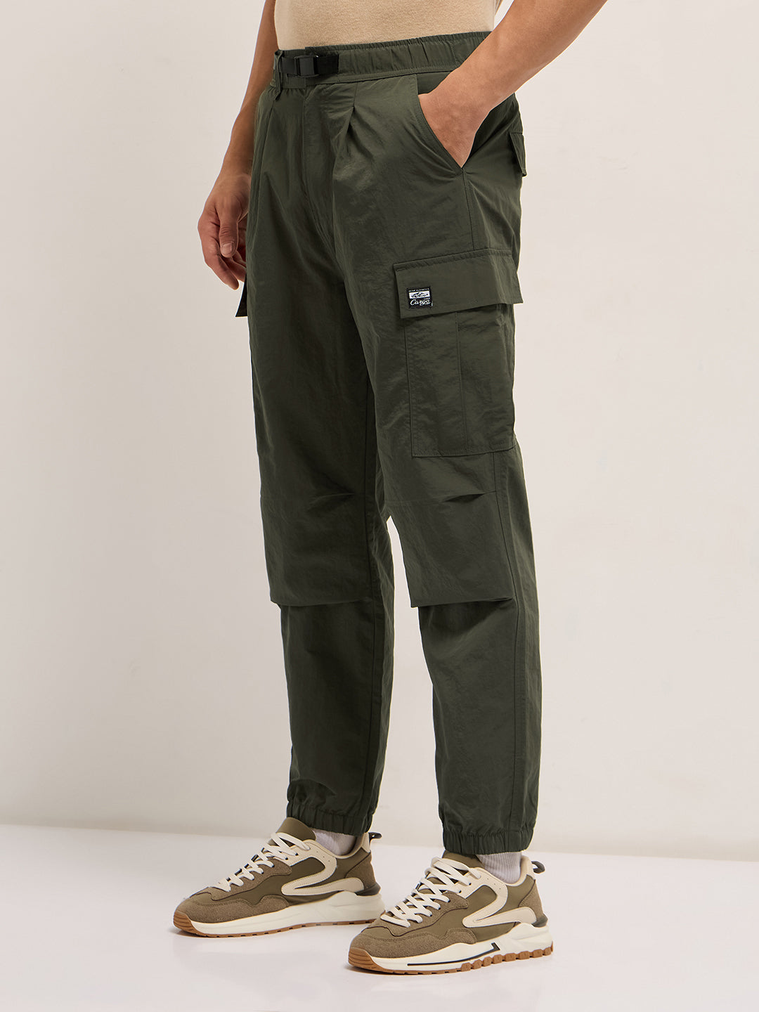 Men Olive Nylon Relaxed Fit Cargo Pants