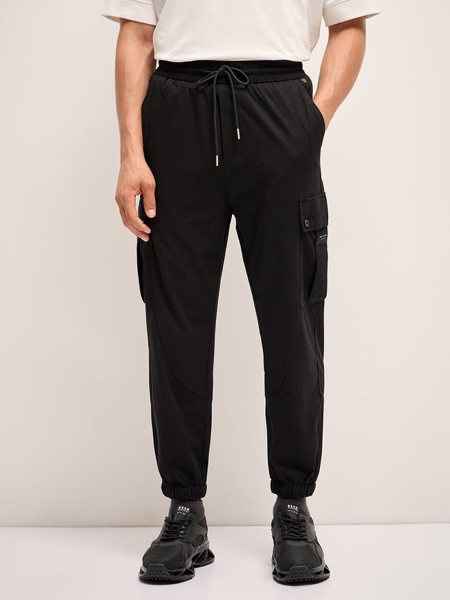 Men Black Self Design Regular Fit Cargo Pant