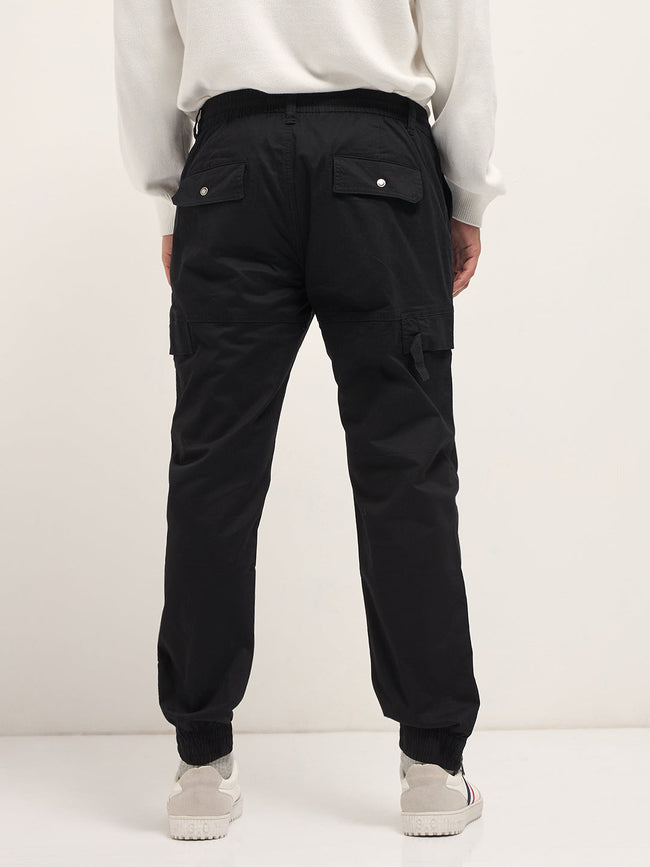Men Black Cotton Relaxed Fit Cargo Pants