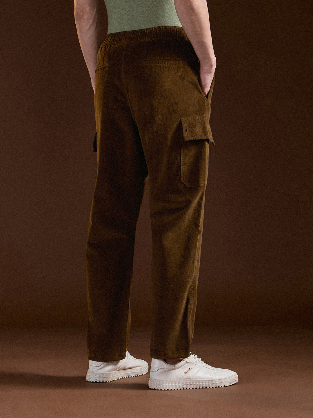 Men Brown Solid Baggy Fit Stylish Corduroy Cargo Pant