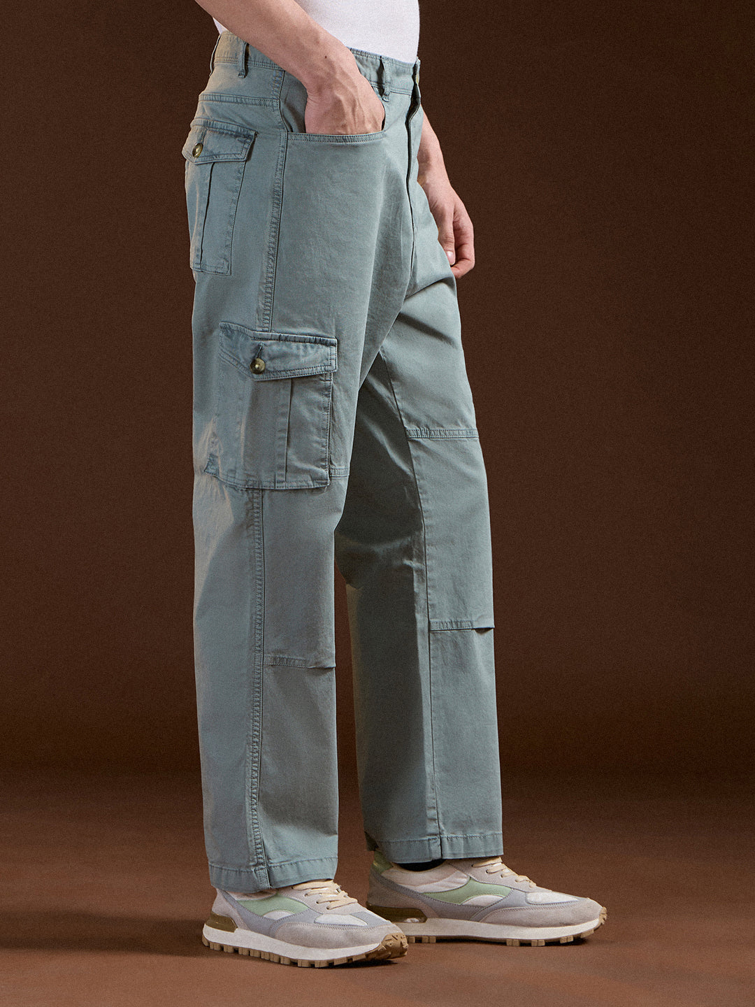 Men Blue Straight Fit Cargo Pant
