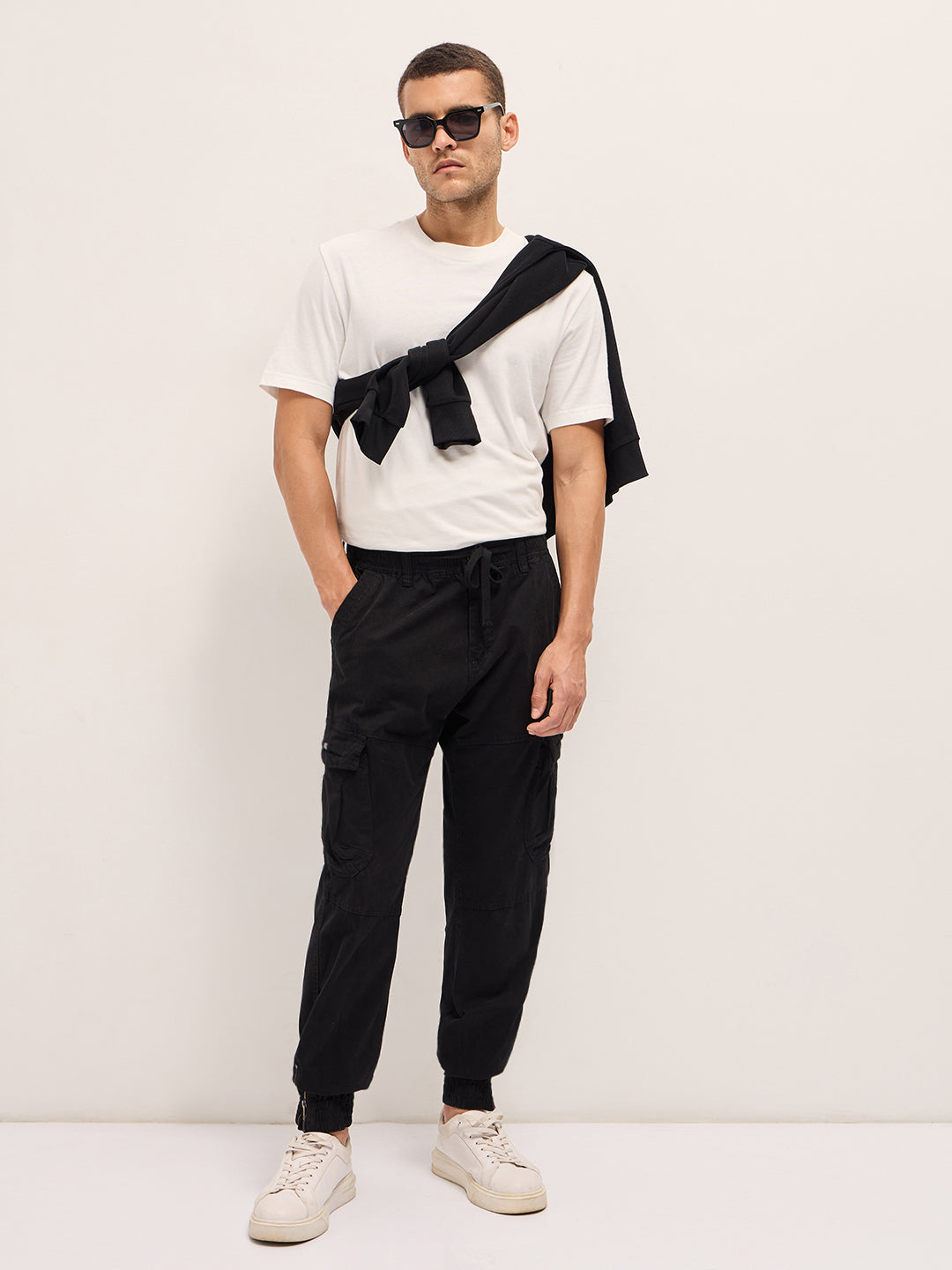 Men Classic Fit Black Cargo Pants