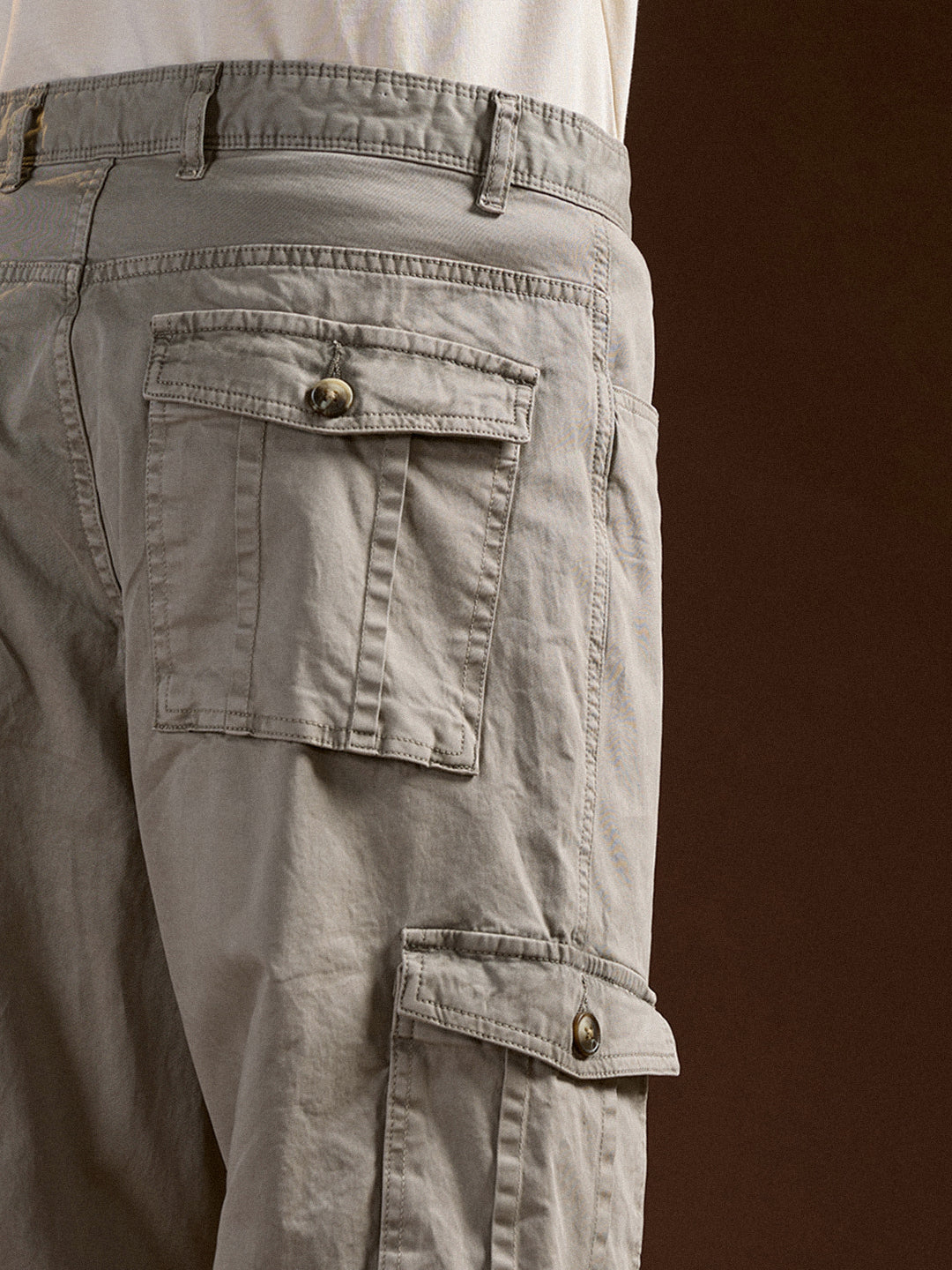 Men Beige Solid Straight Fit Cargo Pant