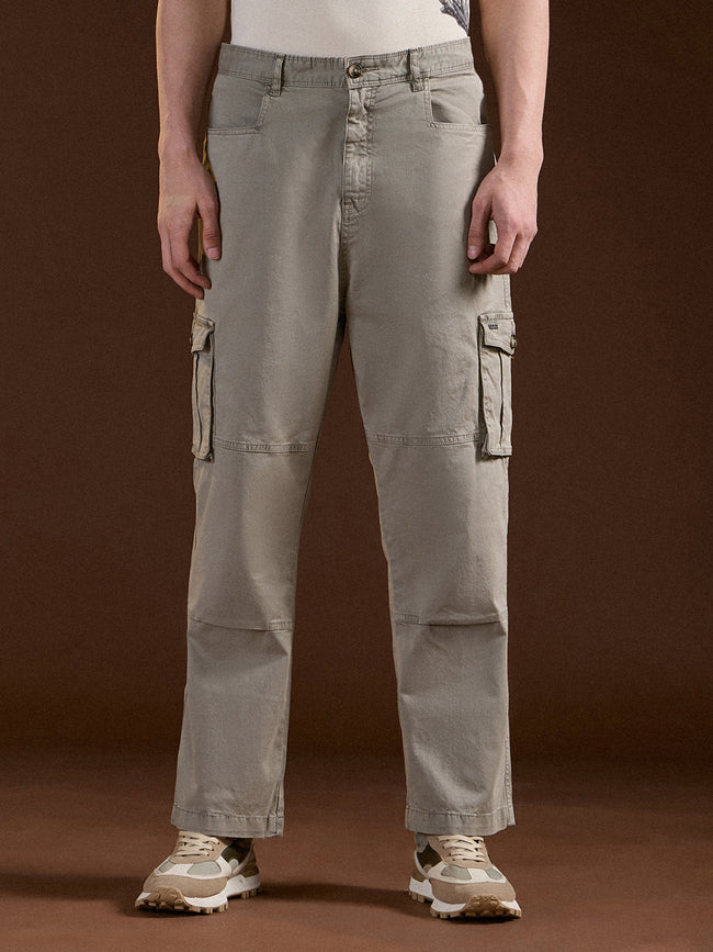 Men Beige Solid Straight Fit Cargo Pant